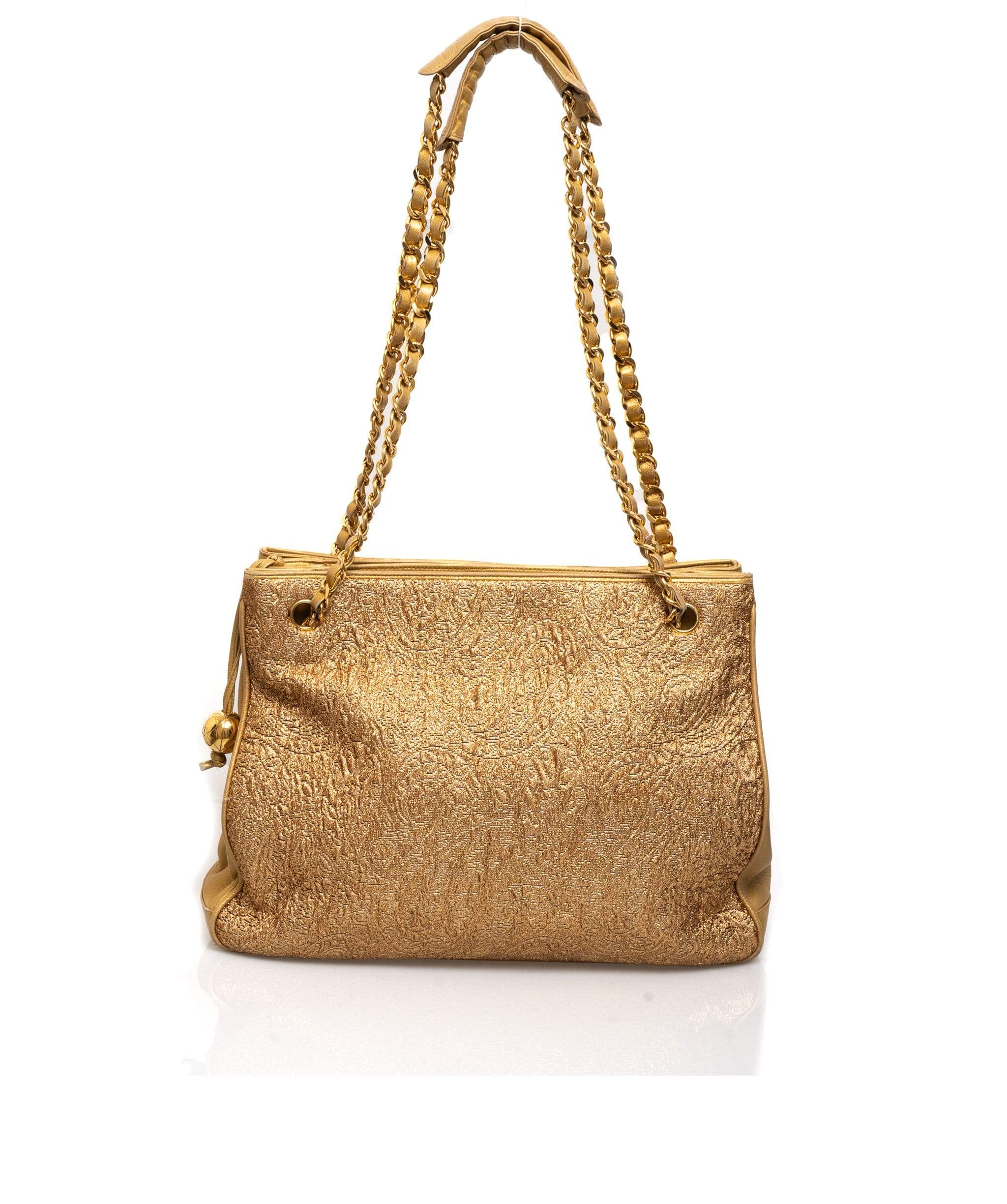 Chanel Chanel Gold Brocade Tote bag - AWL1473