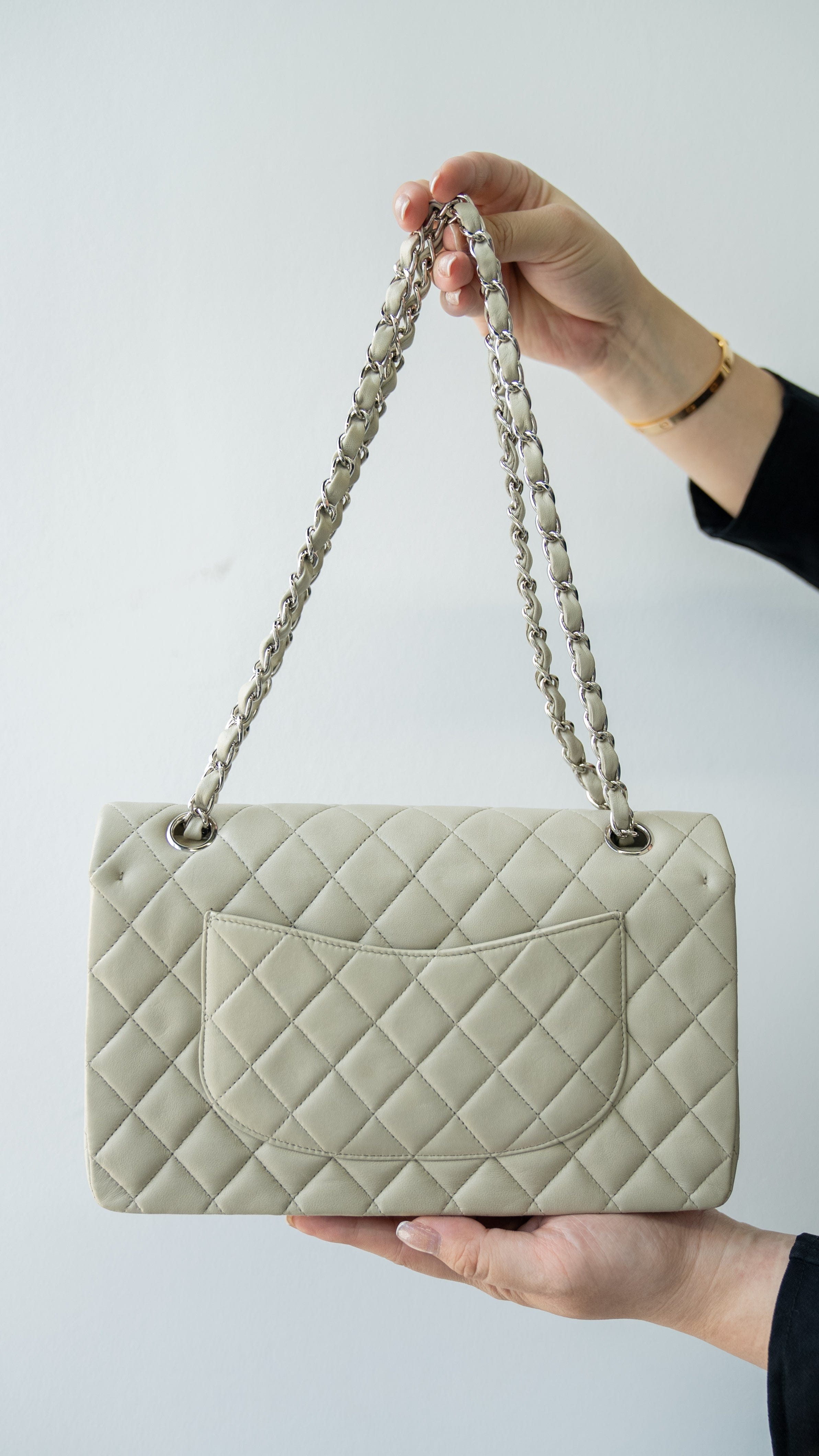 Chanel Chanel Grey Classic flap bag with SHW - AWL3363