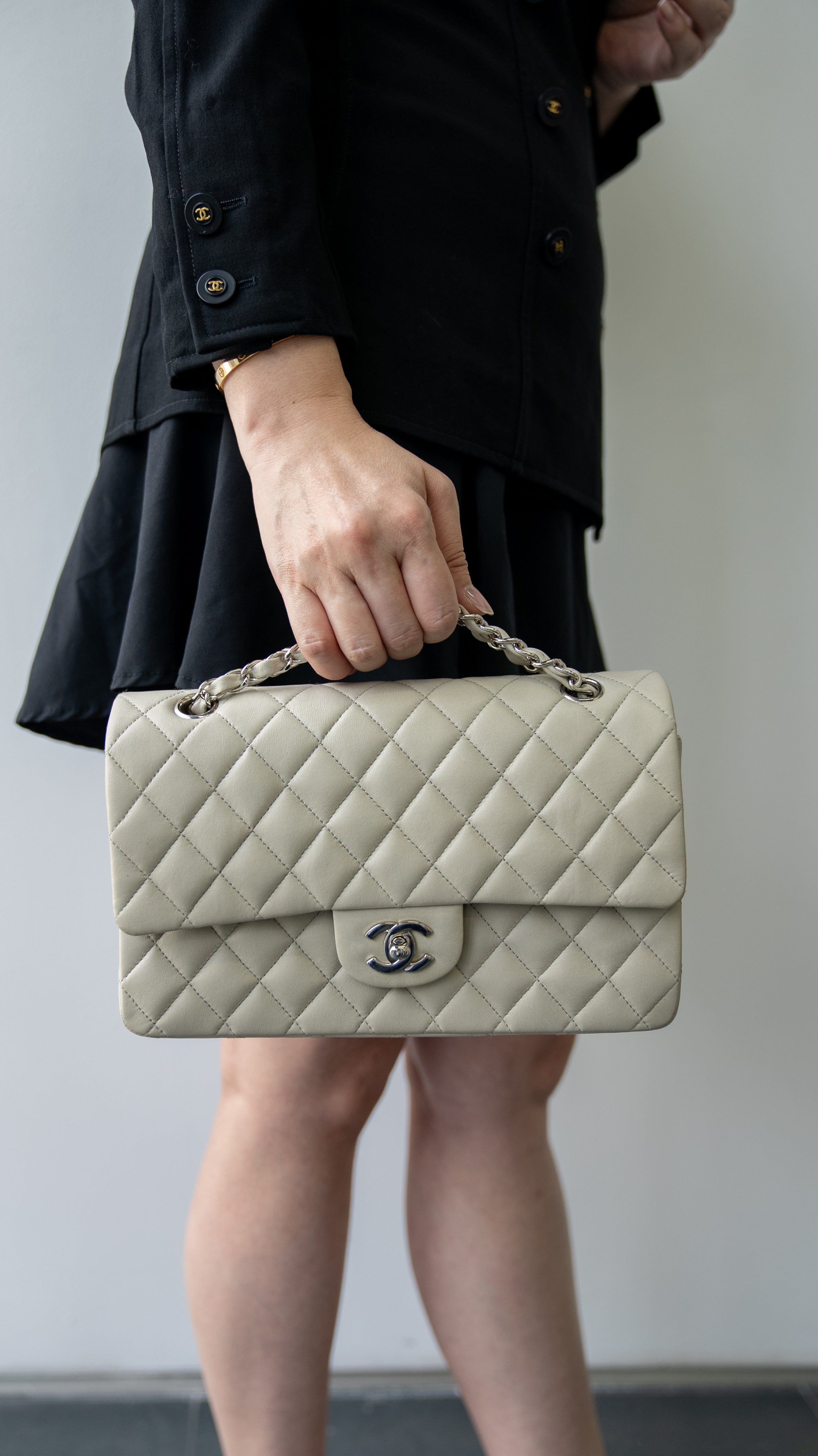 Chanel Chanel Grey Classic flap bag with SHW - AWL3363