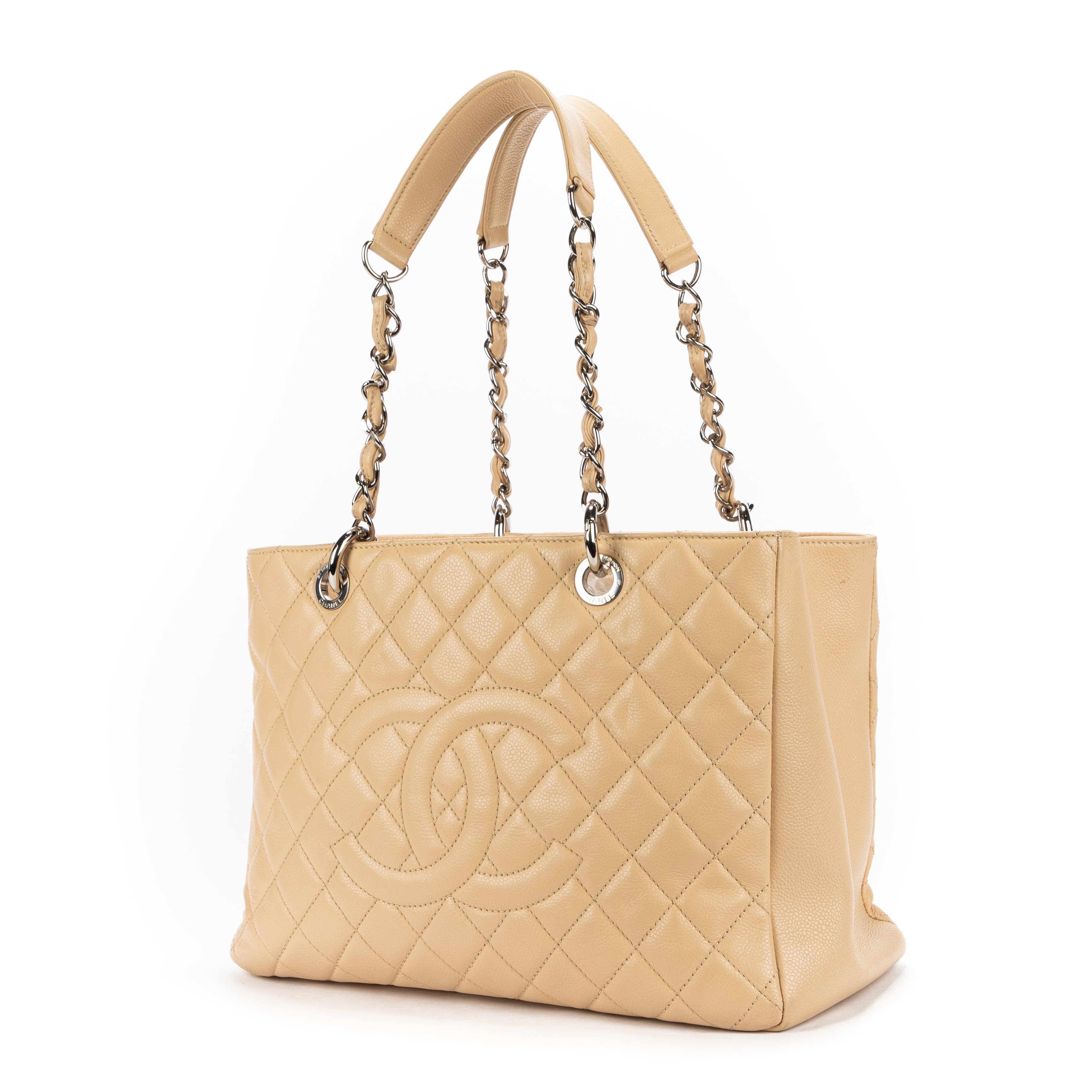 Chanel Chanel GST EAG3120 - AWL1139