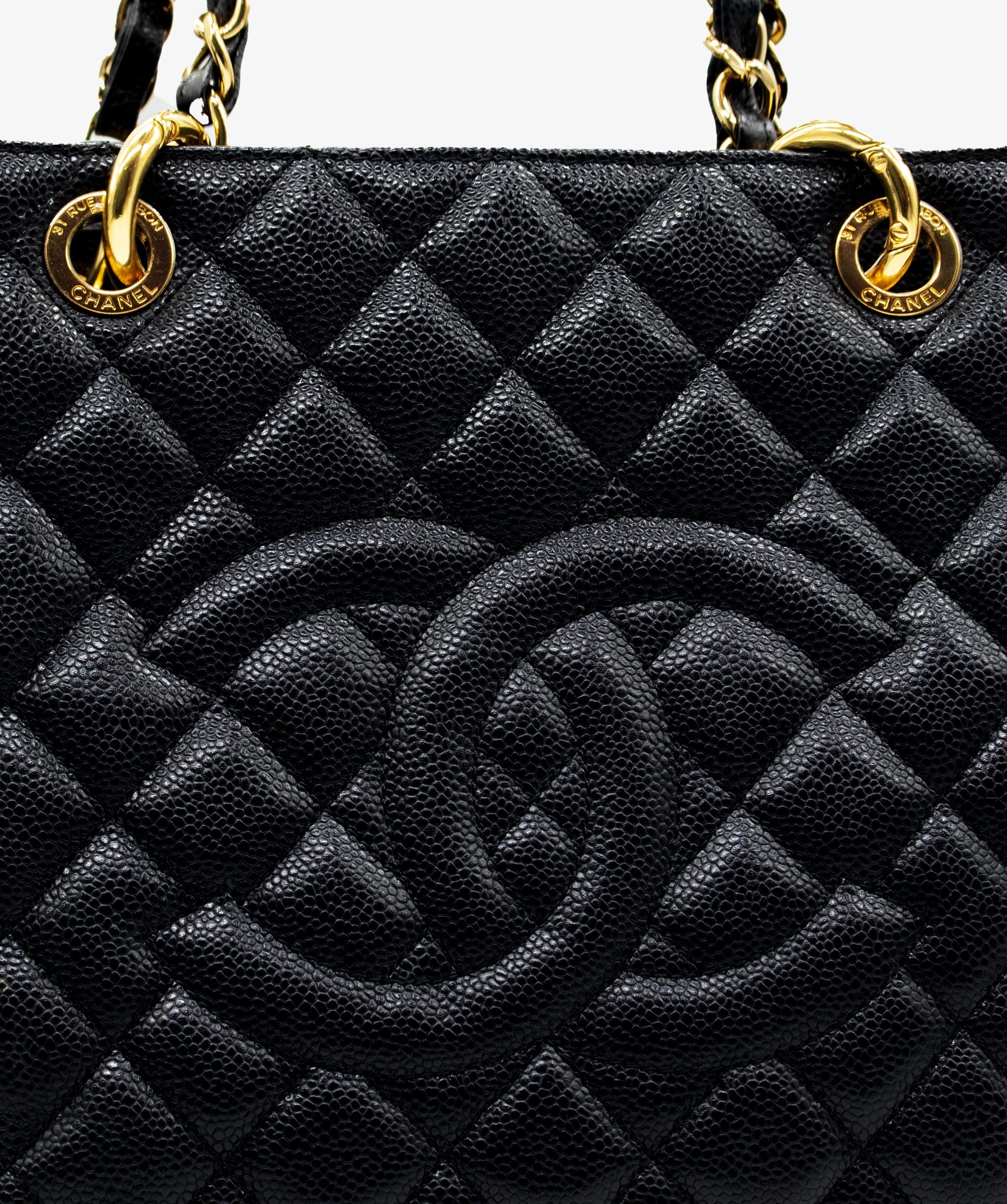 Chanel Chanel GST in black caviar with gold hardware. AJL0014