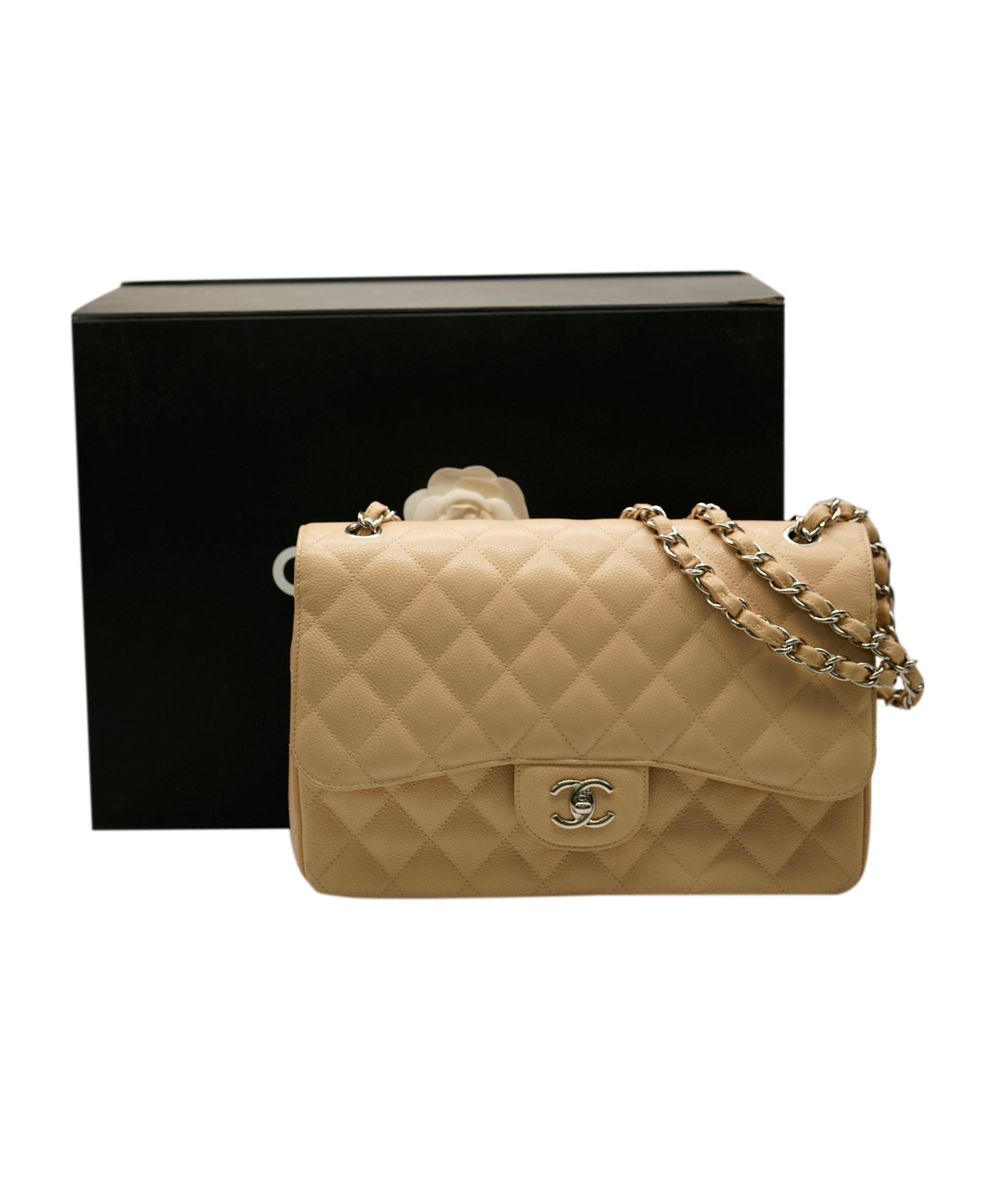 Chanel Chanel Jumbo Biege Caviar SHW ASL4838