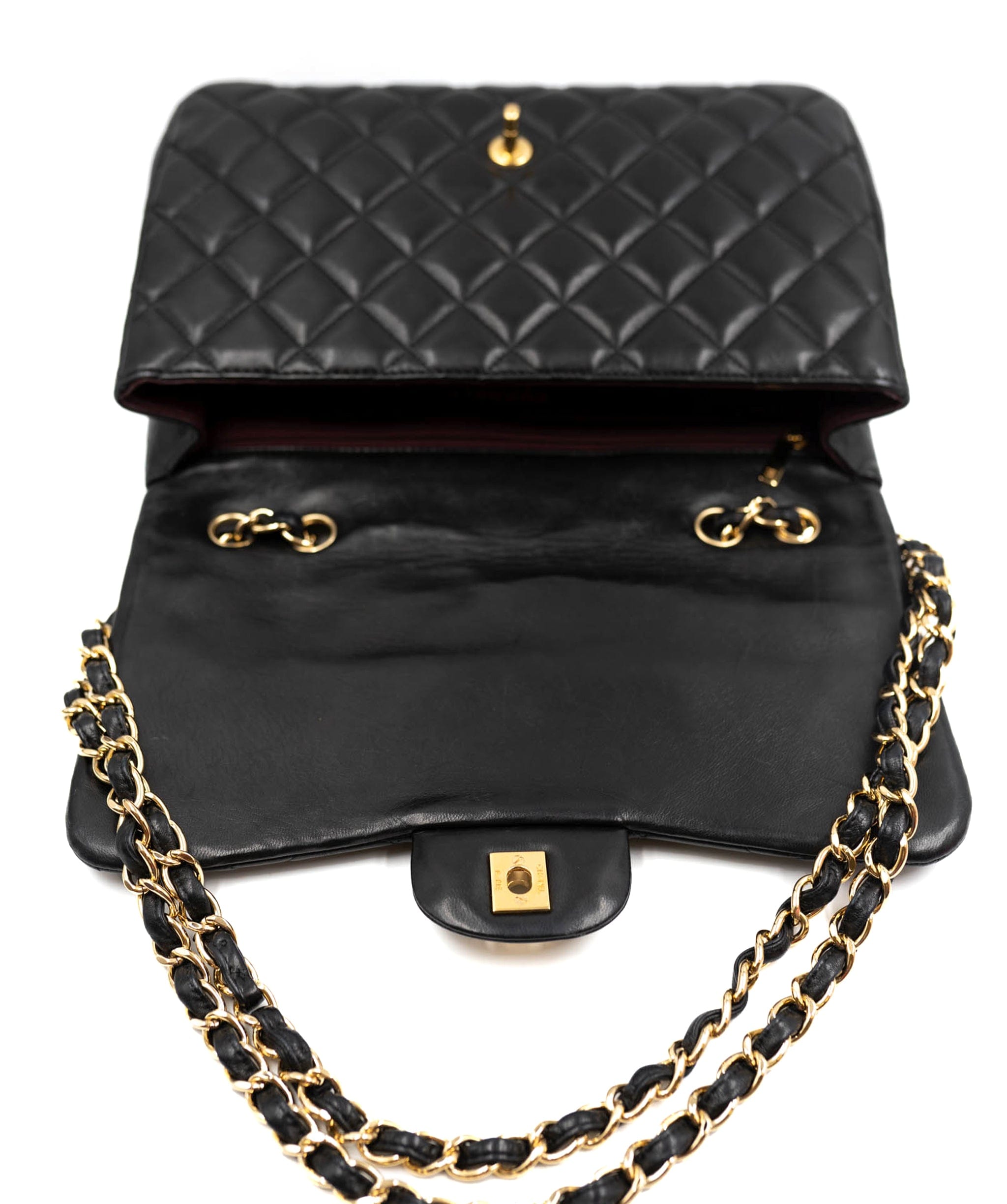 Chanel Chanel Jumbo Black Classic Flap ALL0088