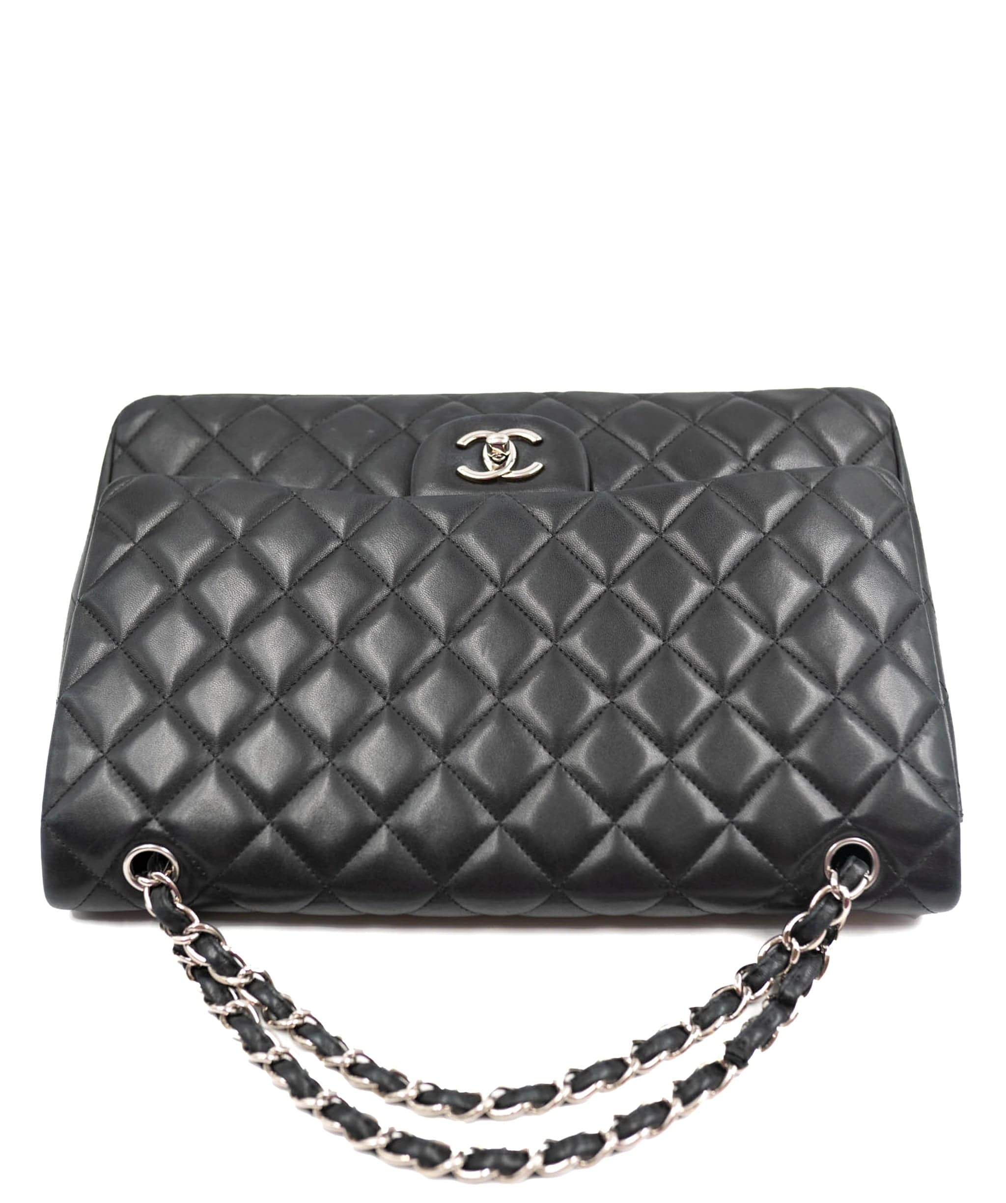 Chanel Chanel Jumbo Lambskin Bag ALC0032