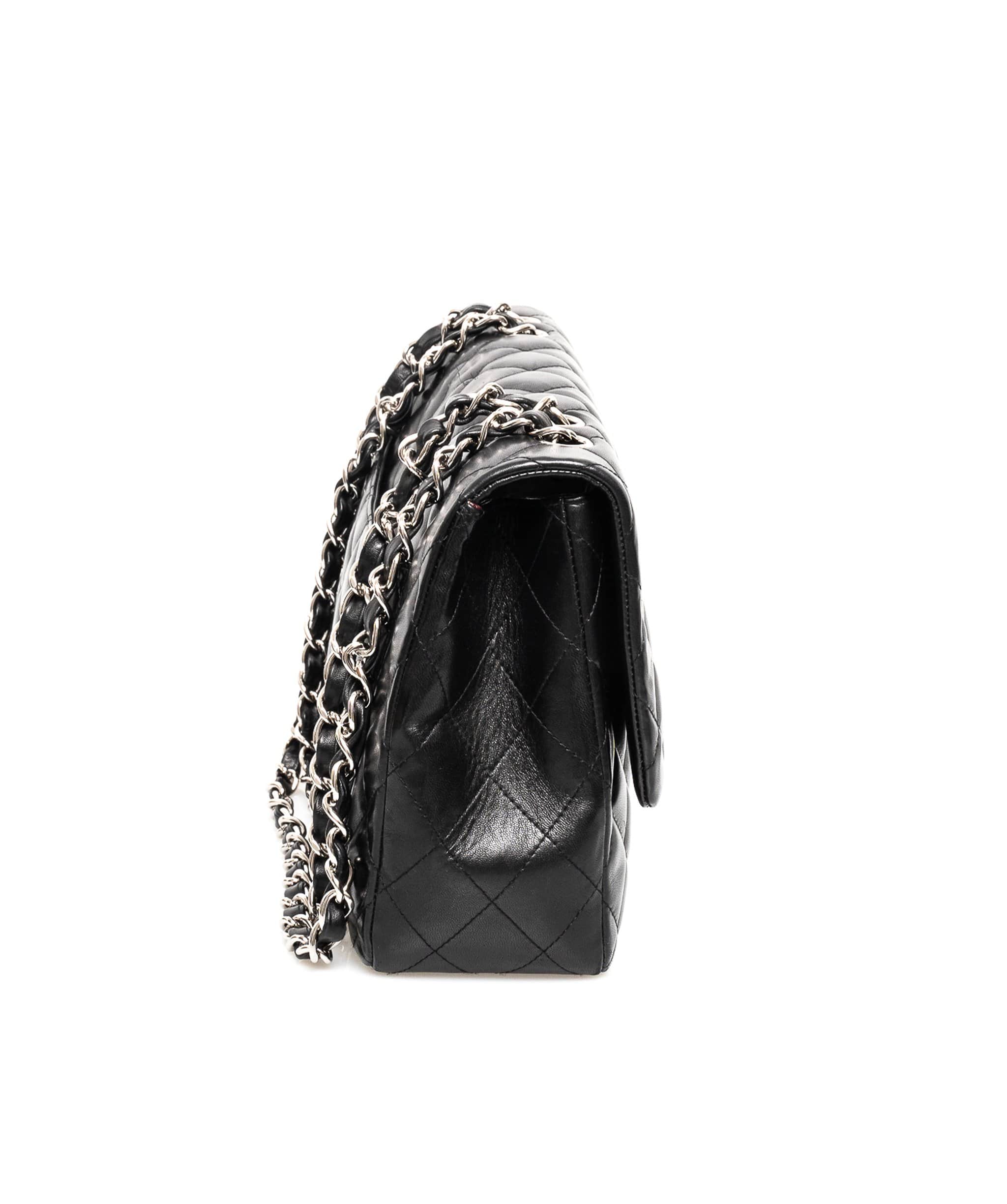 Chanel Chanel Jumbo Lambskin with Silver Hardware - AWL1721