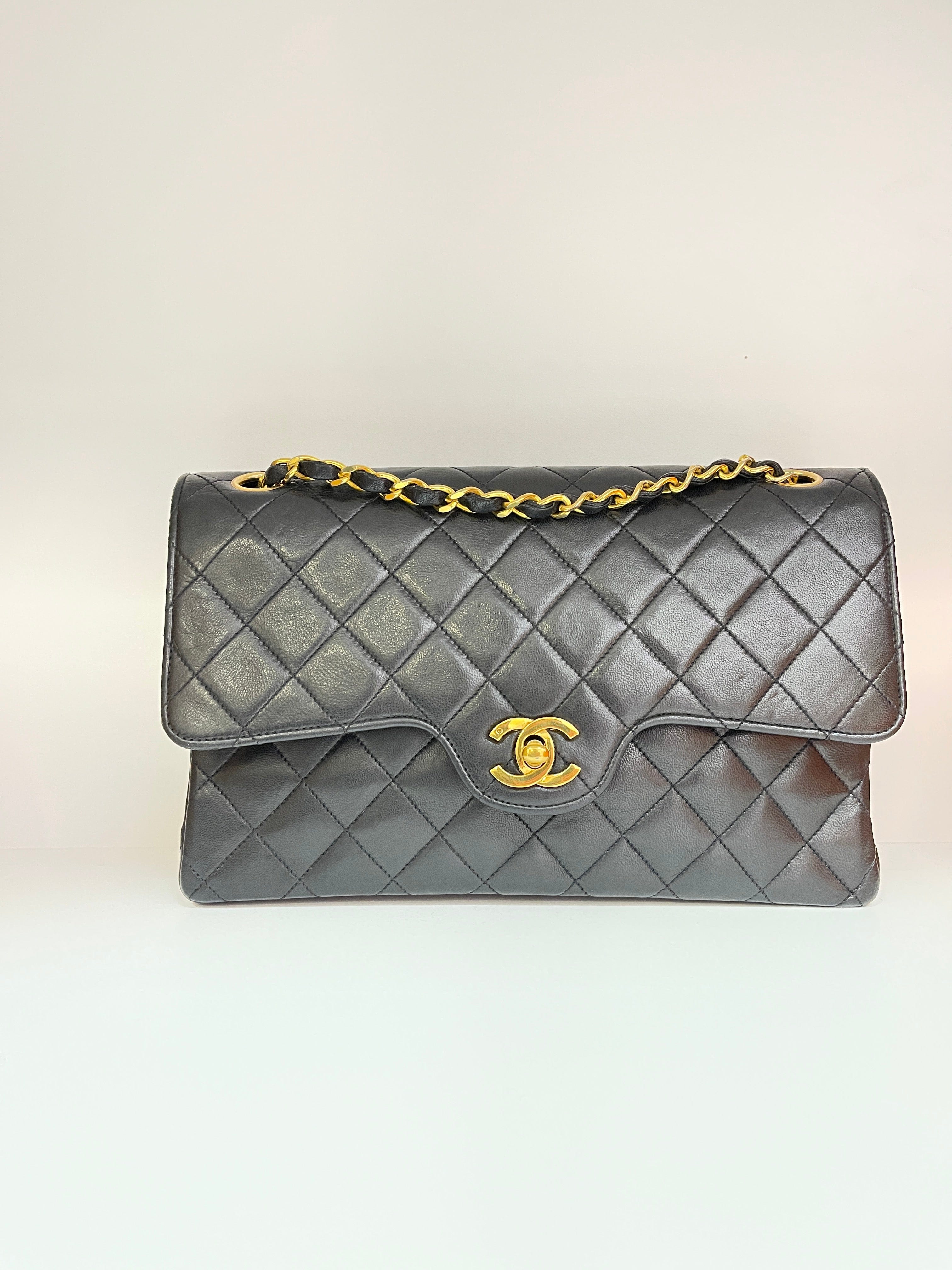 Chanel Chanel lamb matelasse bag - AWL2725