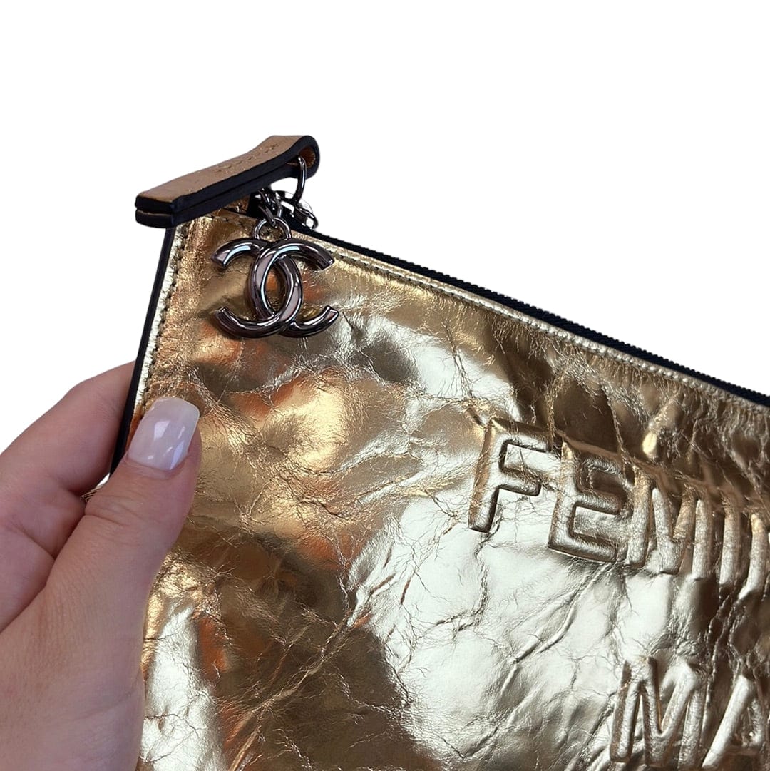 Chanel Chanel Large Gold O Case SKC1294