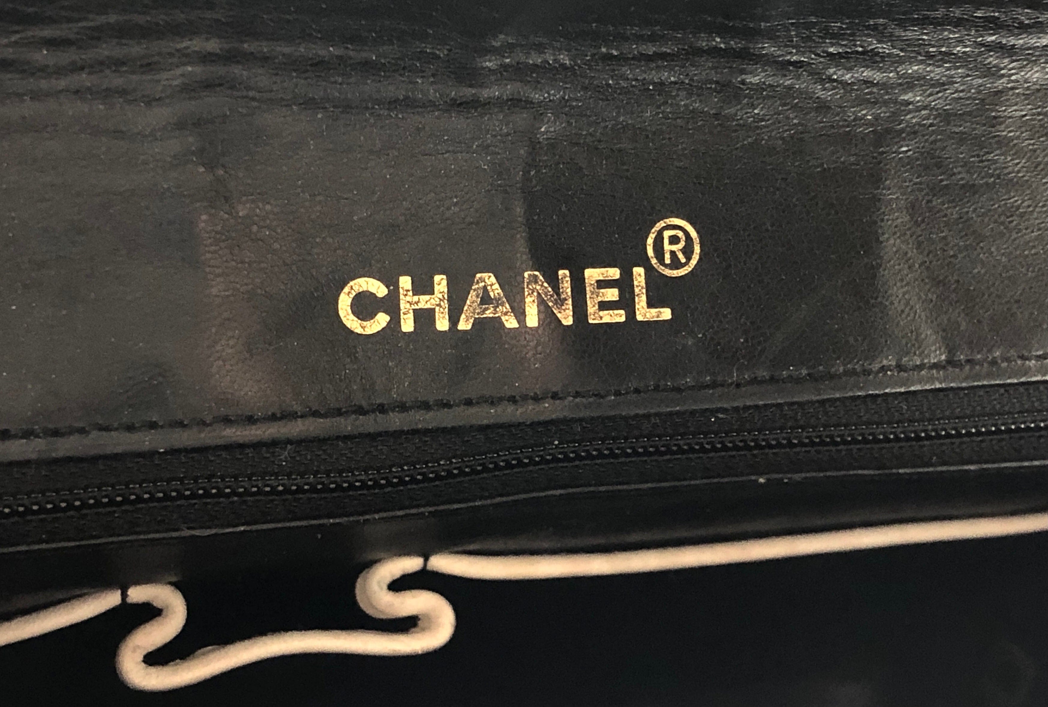 Chanel Chanel Matelasse Lambskin Single Flap ASL3077