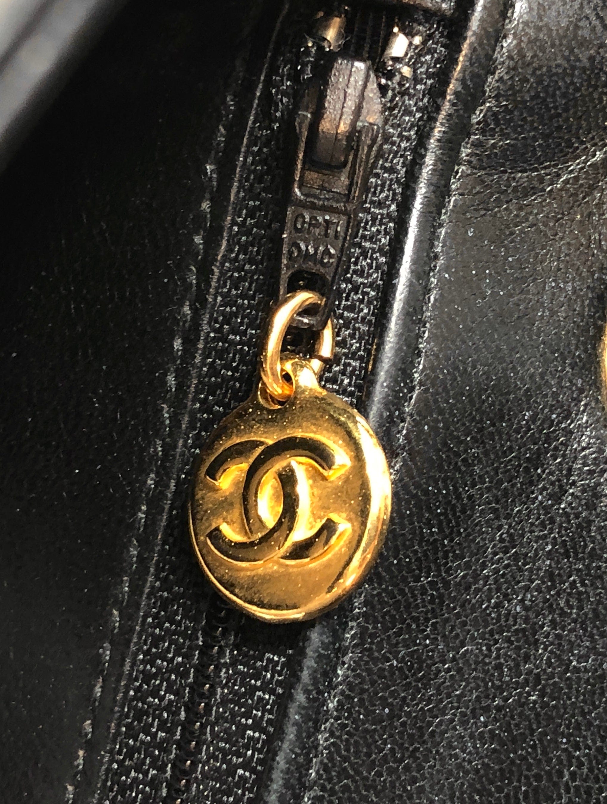 Chanel Chanel Matelasse Lambskin Single Flap ASL3077