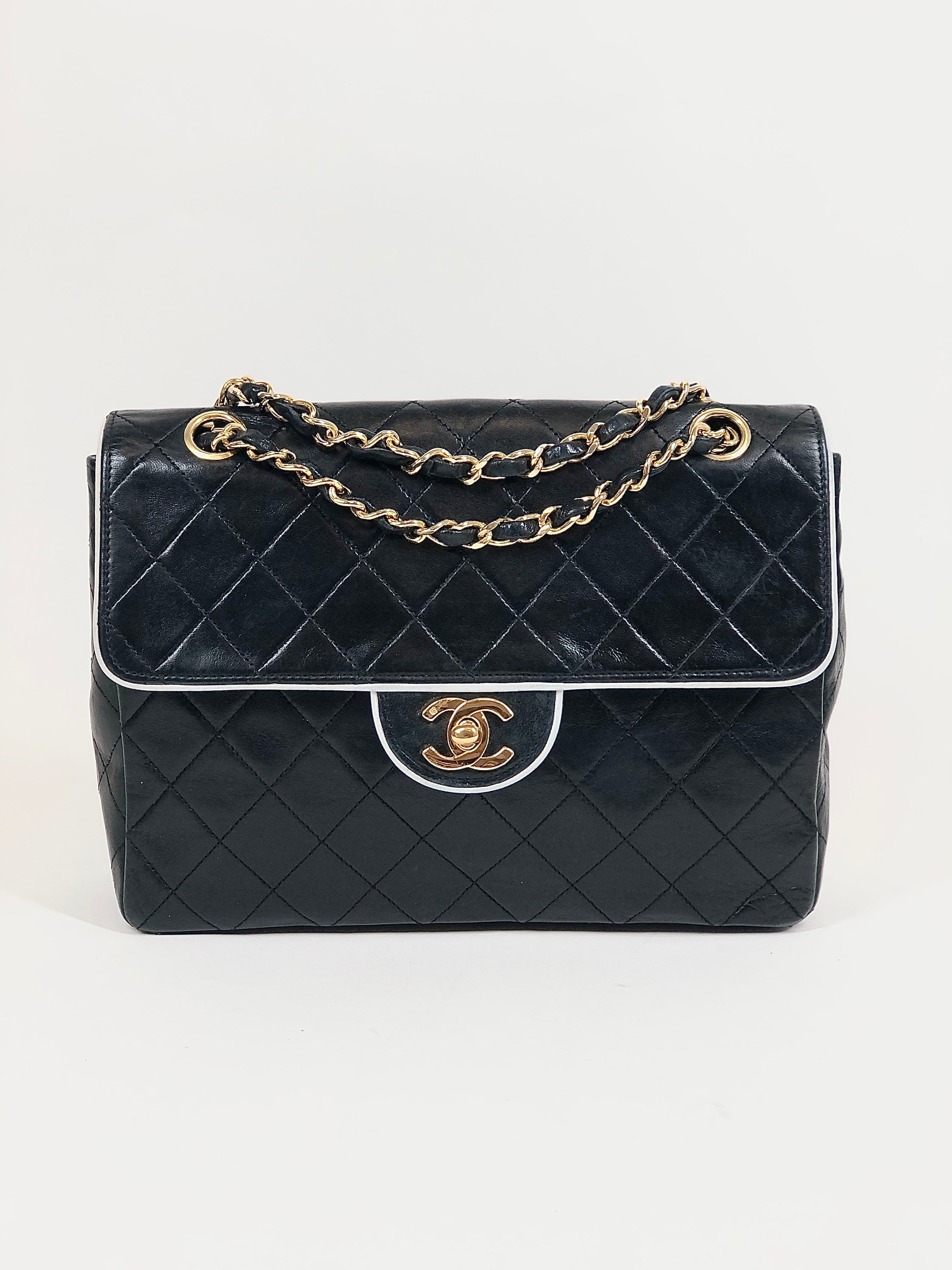 Chanel Chanel Matelasse Lambskin Single Flap ASL3077