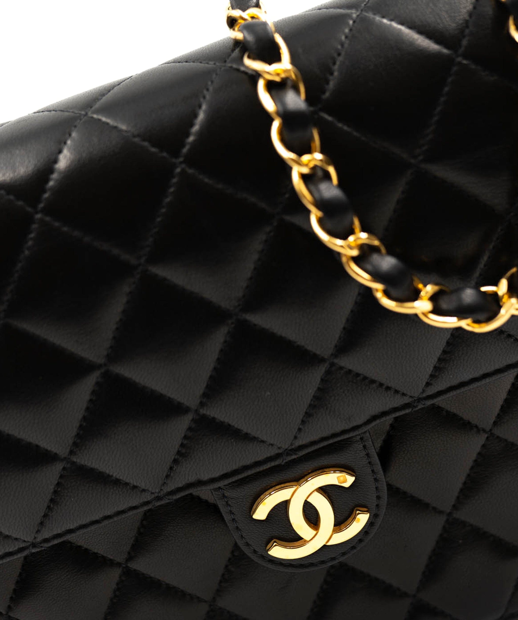 Chanel Chanel Matelasse Lambskin Single Flap ASL3082