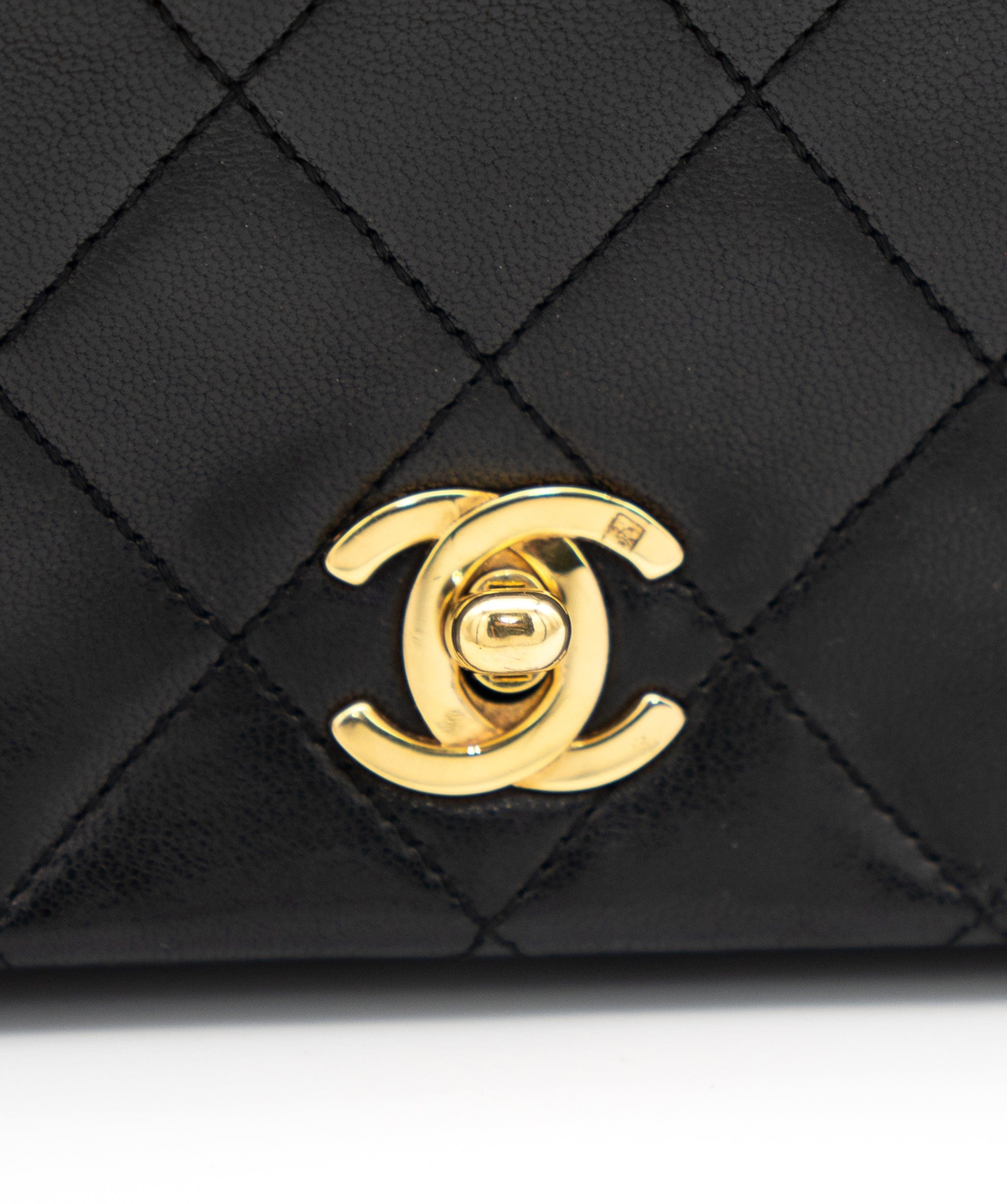 Chanel Chanel Matelasse Shoulder Bag Black ASL3053