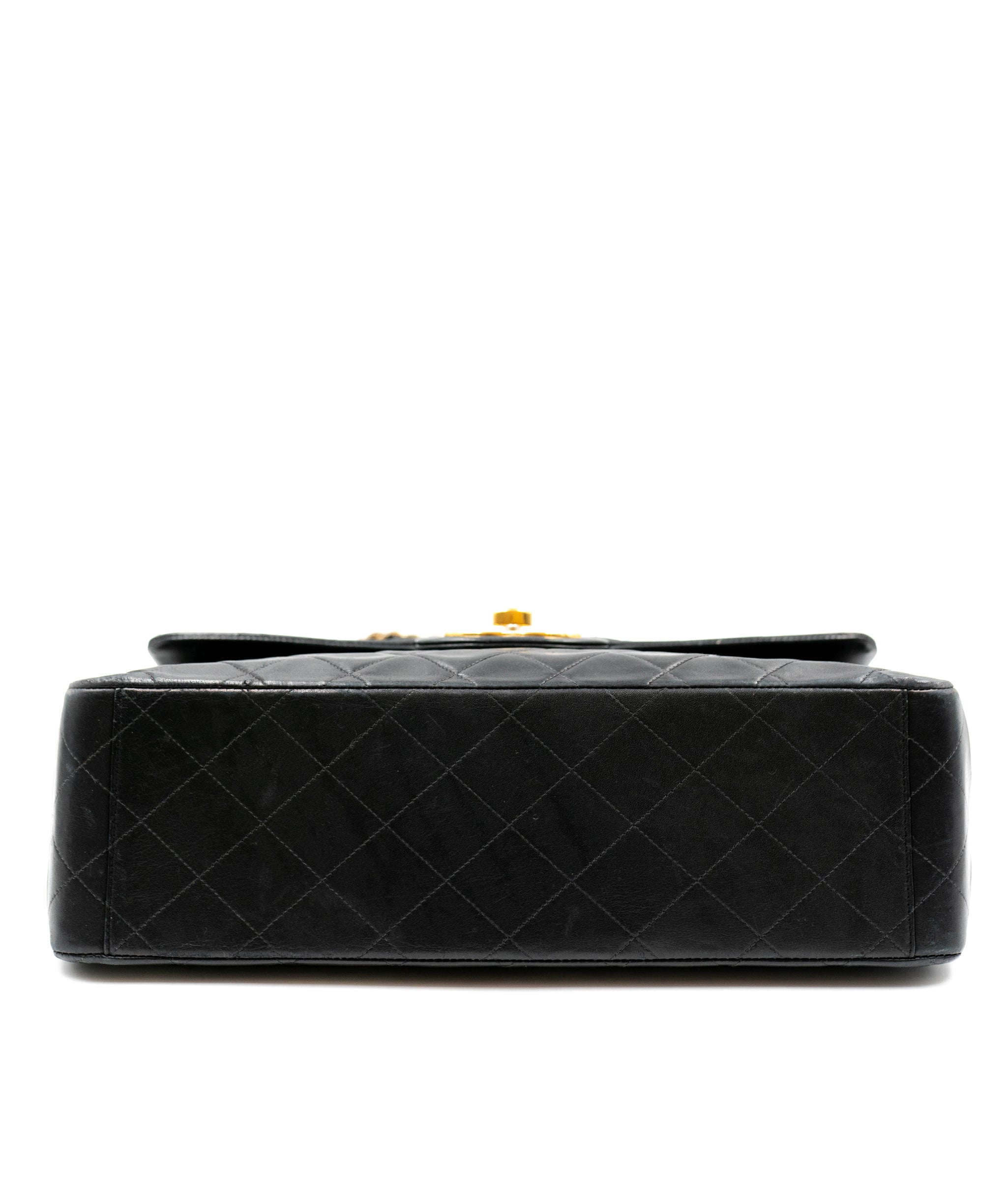 Chanel Chanel Maxi single flap CC ASL2361