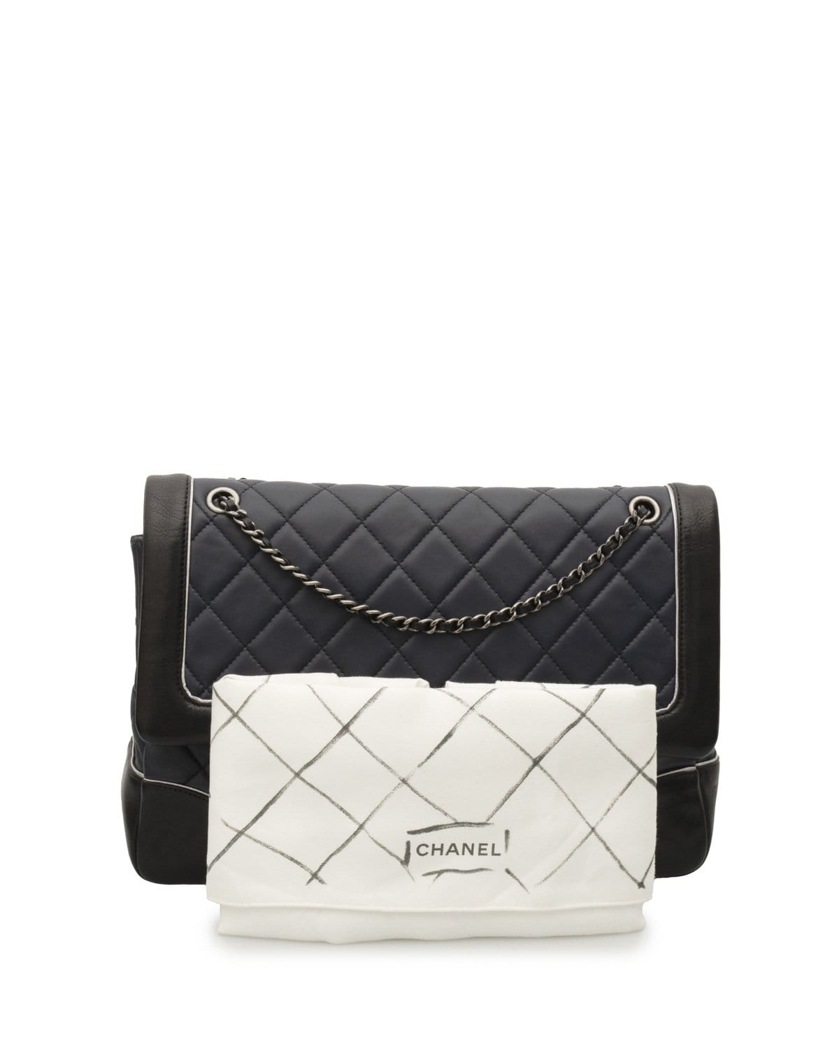 Chanel Chanel Navy Classic Single Flap Bag With Black Trim - ADL1687