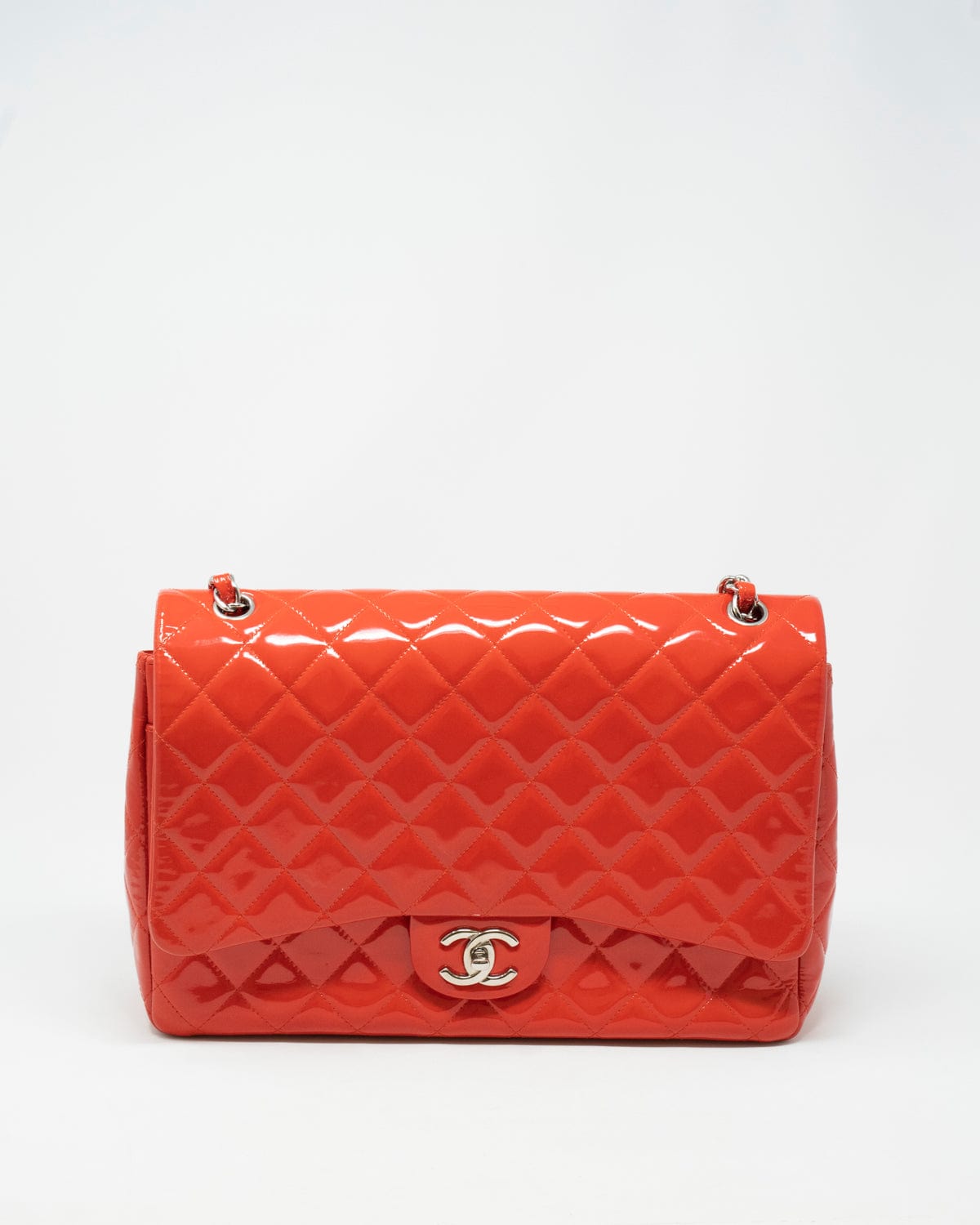 Chanel Chanel Patent Maxi Flap bag - ADL1843