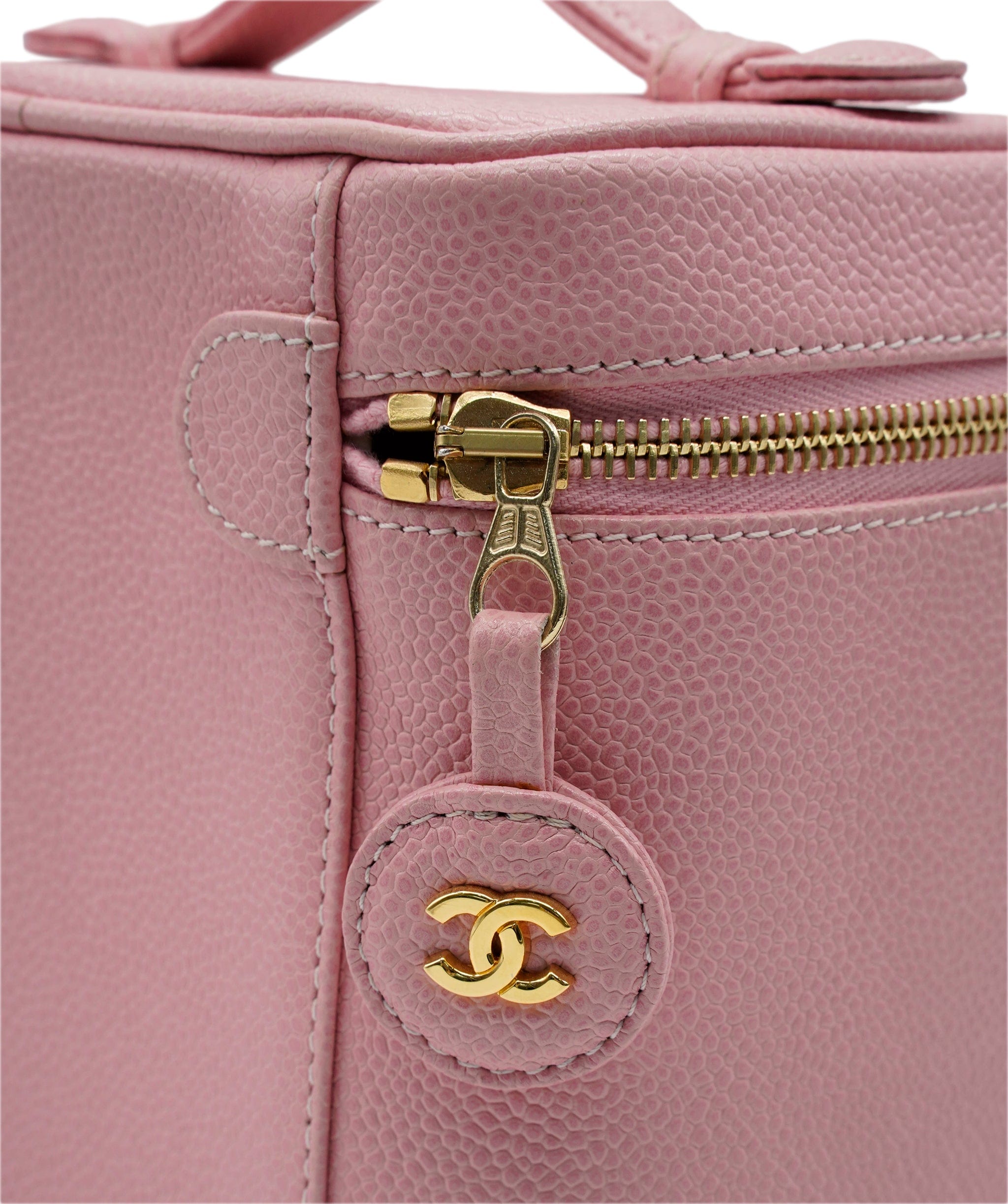 Chanel Chanel pink caviar vanity  ALL0254