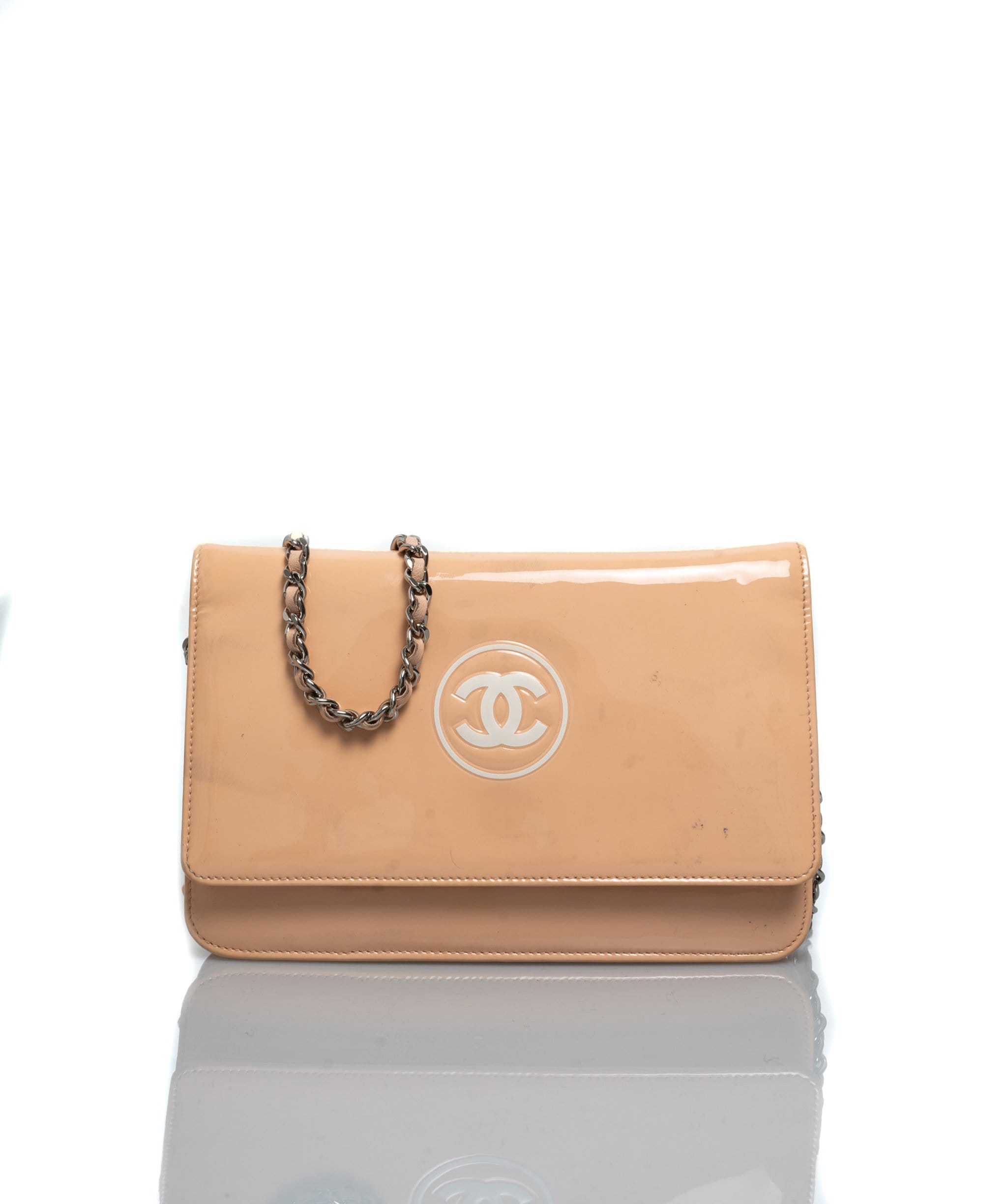 Chanel Chanel Pink Patent Wallet on Chain - ADL1357