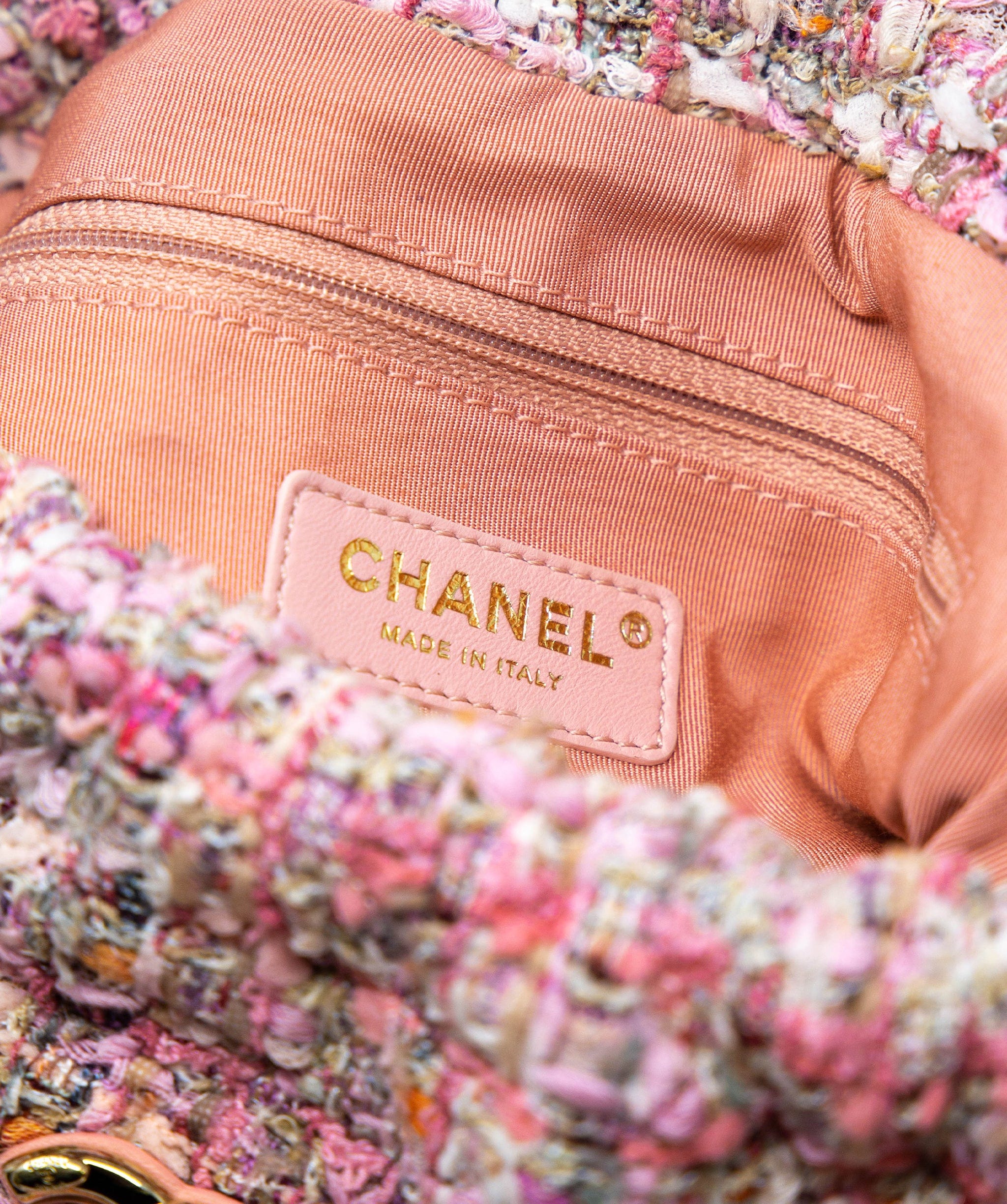 Chanel Chanel Pink Tweed Pearl Bucket Bag - AGC1104