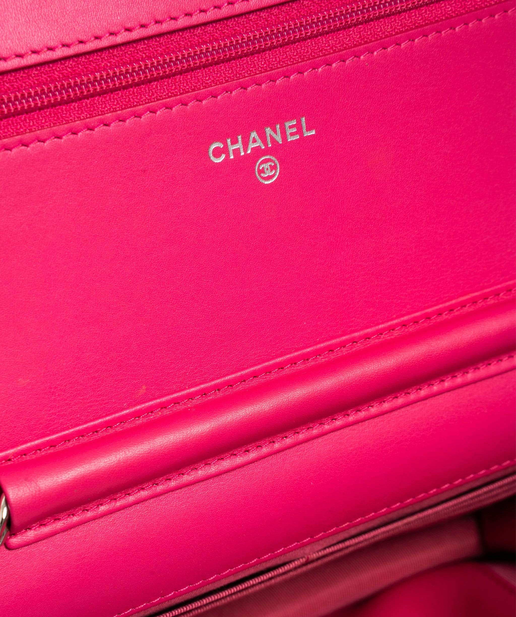 Chanel Chanel Pink WOC Lizard NW3114