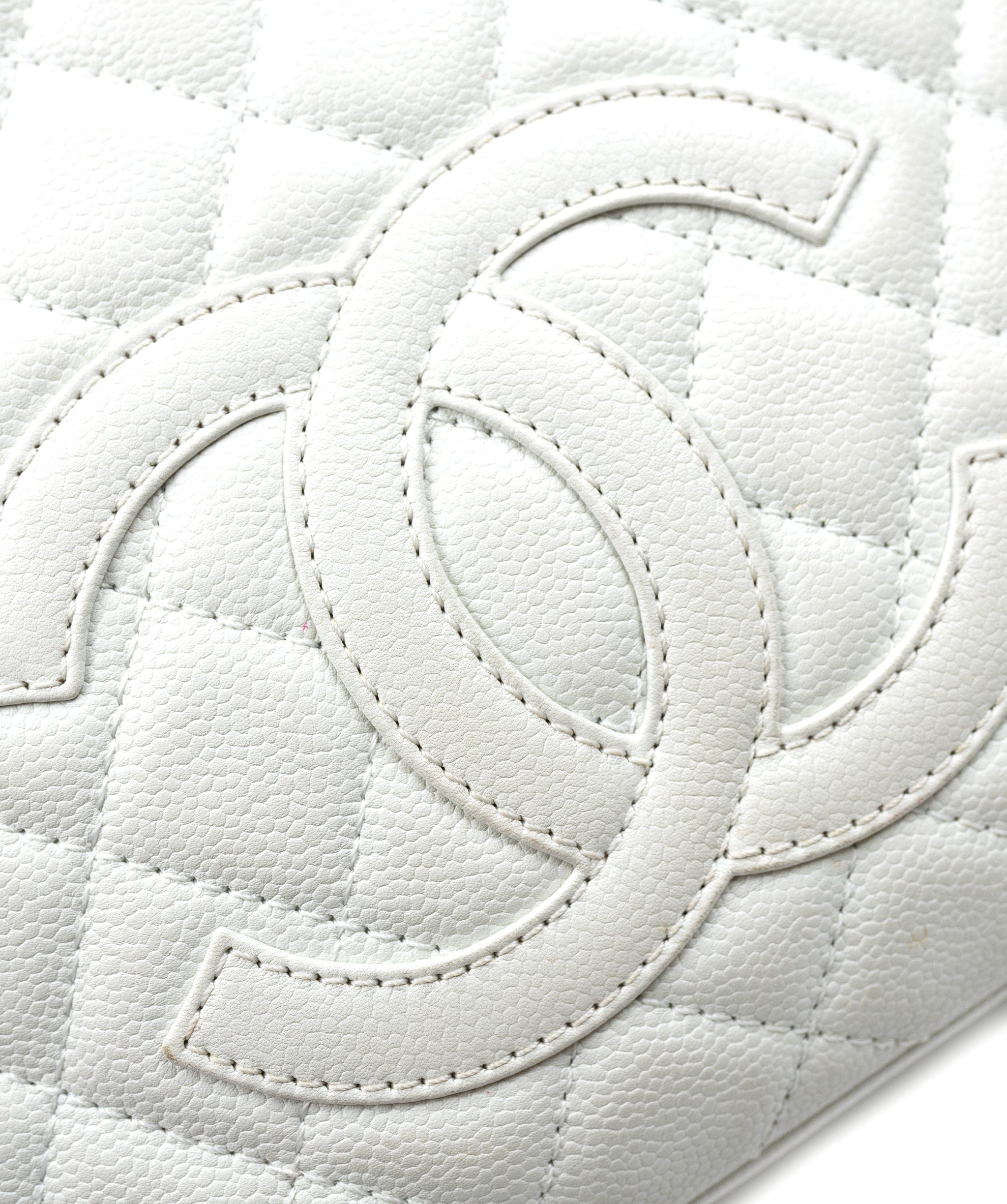 Chanel Chanel PST White Caviar Skin - AWL3536