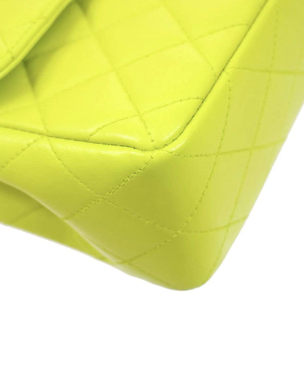 Chanel CHANEL Quilted CC Logos Hand Bag 4781274 Purse Lime yellow Lambskin - ASL1679