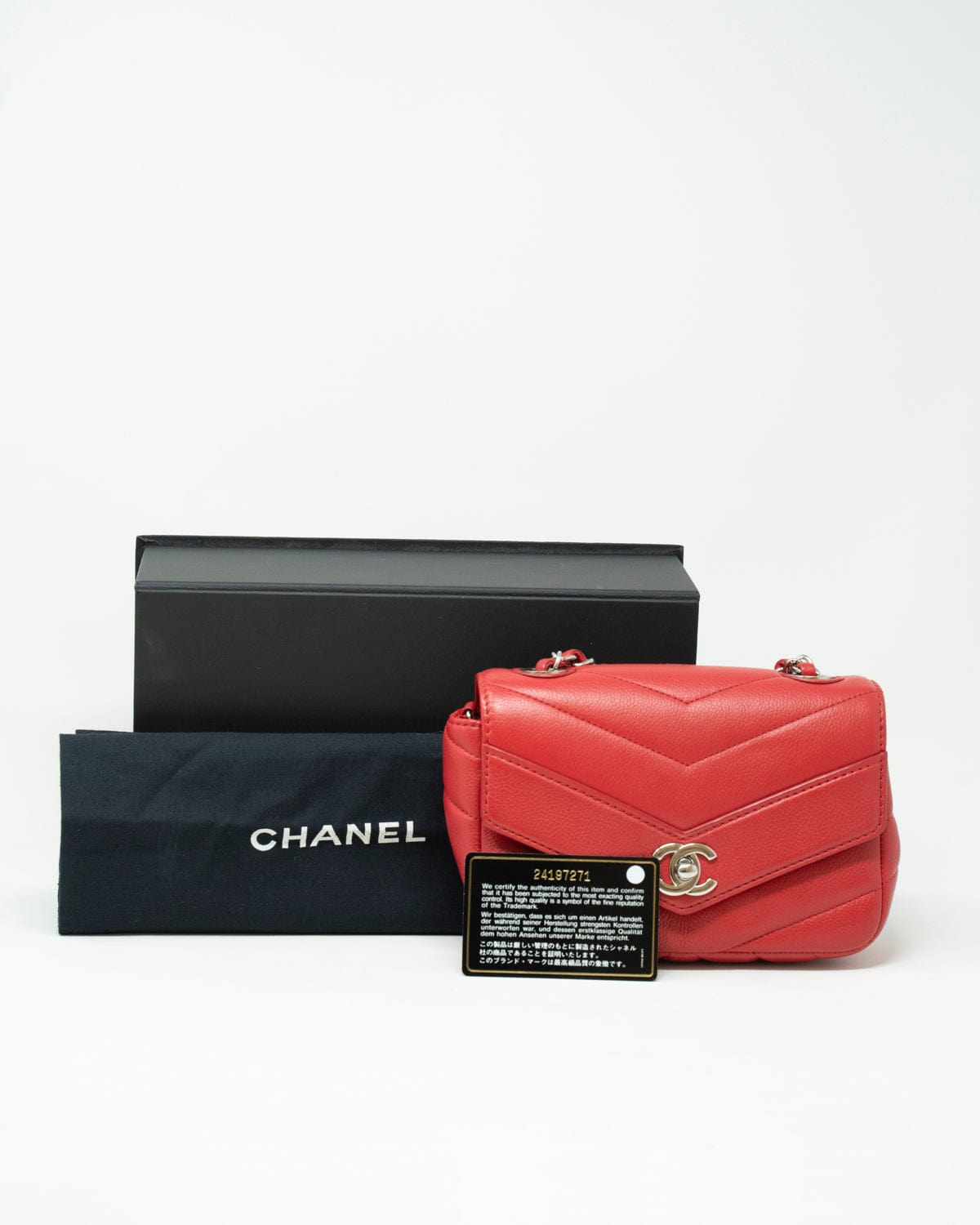 Chanel Chanel Red Caviar Chevron Envelope Flap Bag PHW  - AGL1706