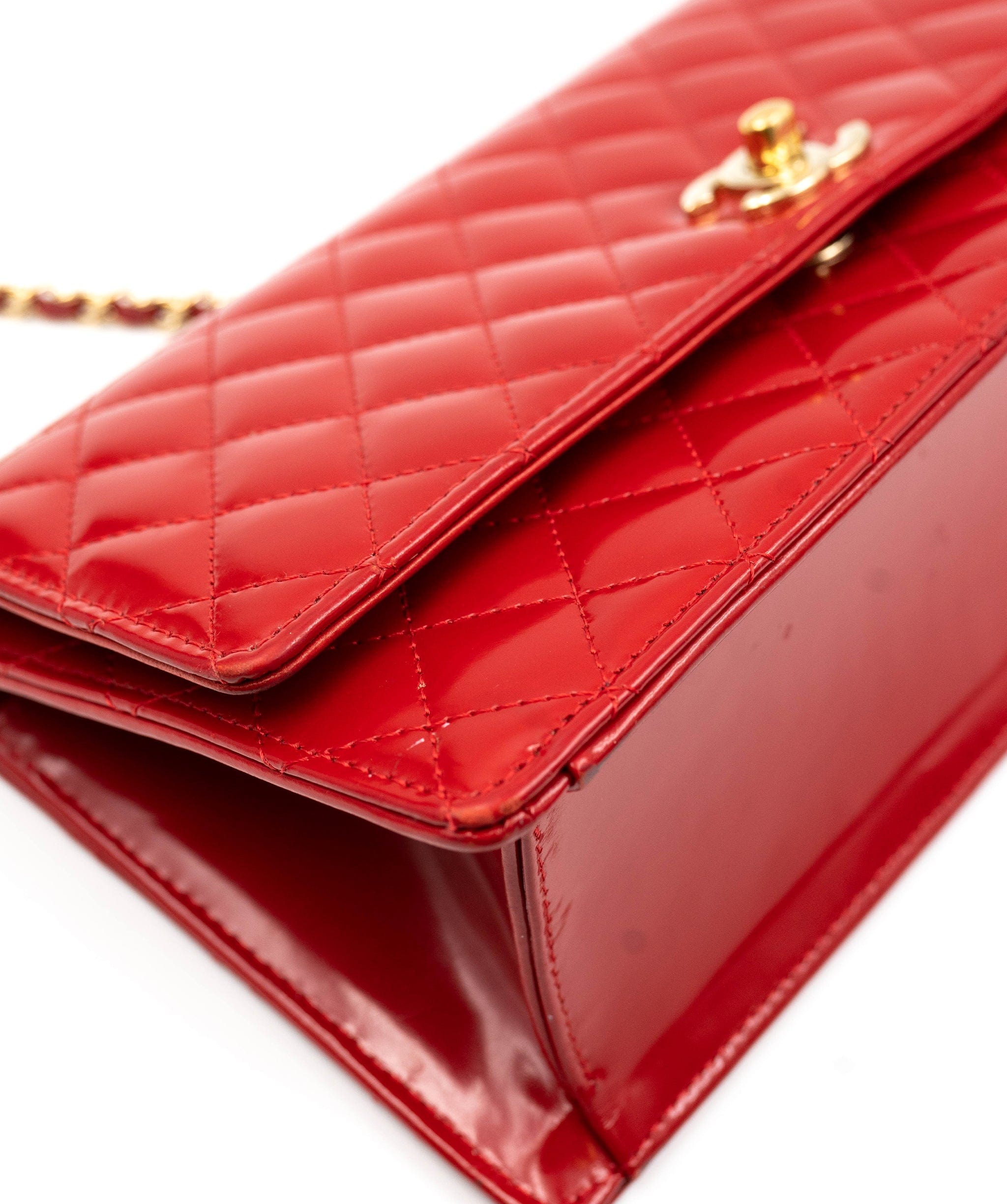 Chanel Chanel Red patent bag AGC1336