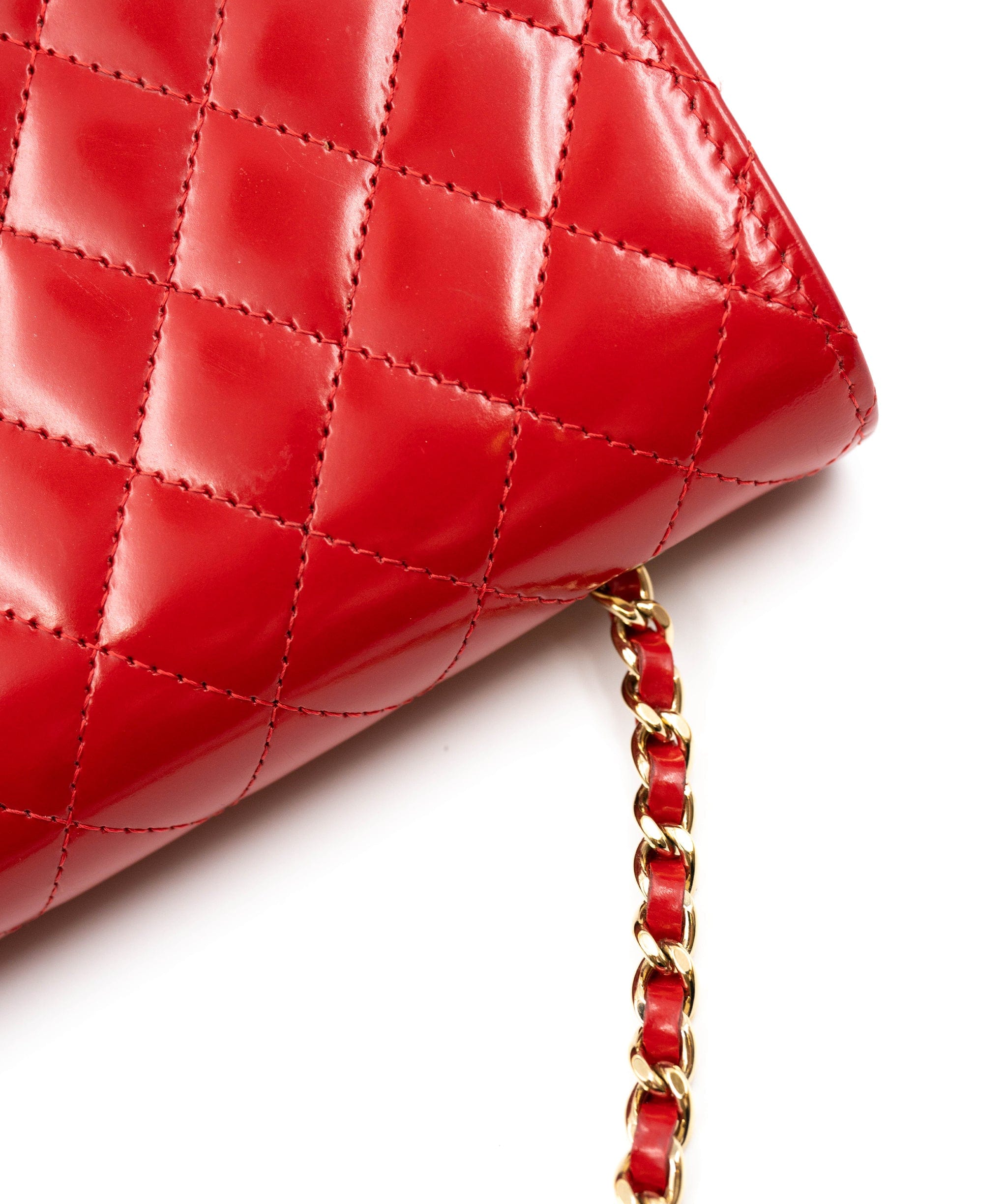 Chanel Chanel Red patent bag AGC1336