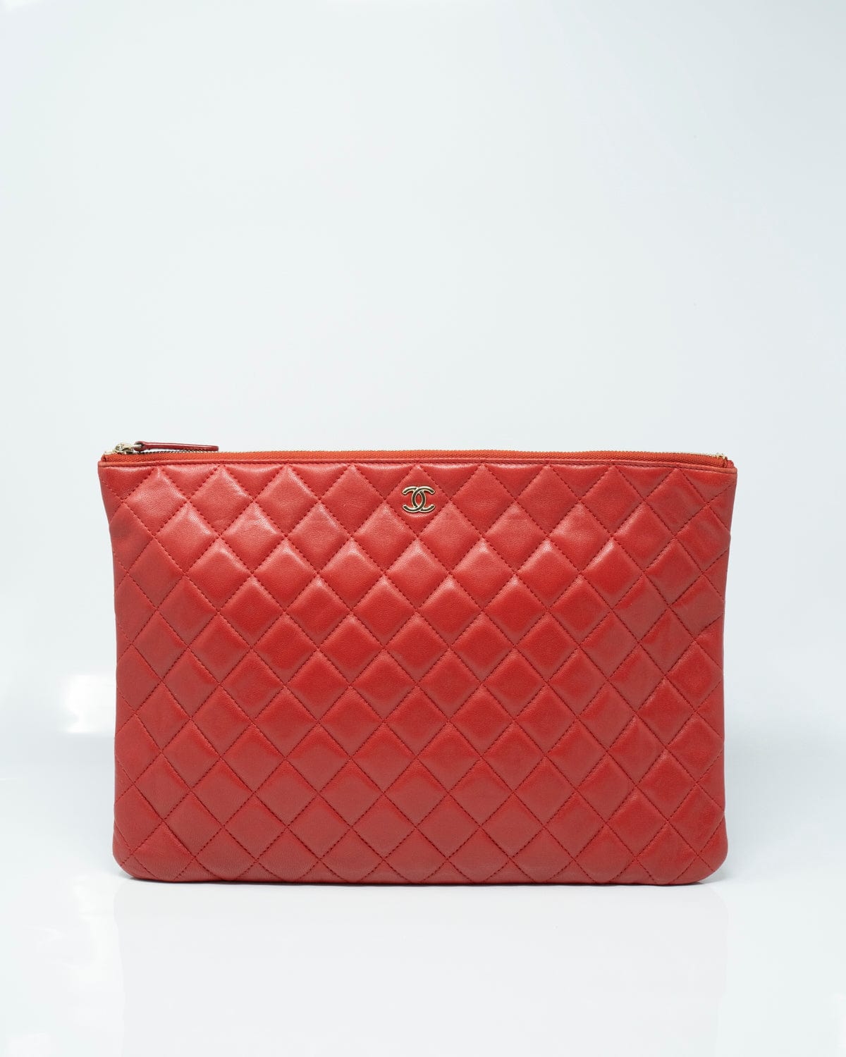 Chanel Chanel Red Quilted O Case Clutch - ARL1018