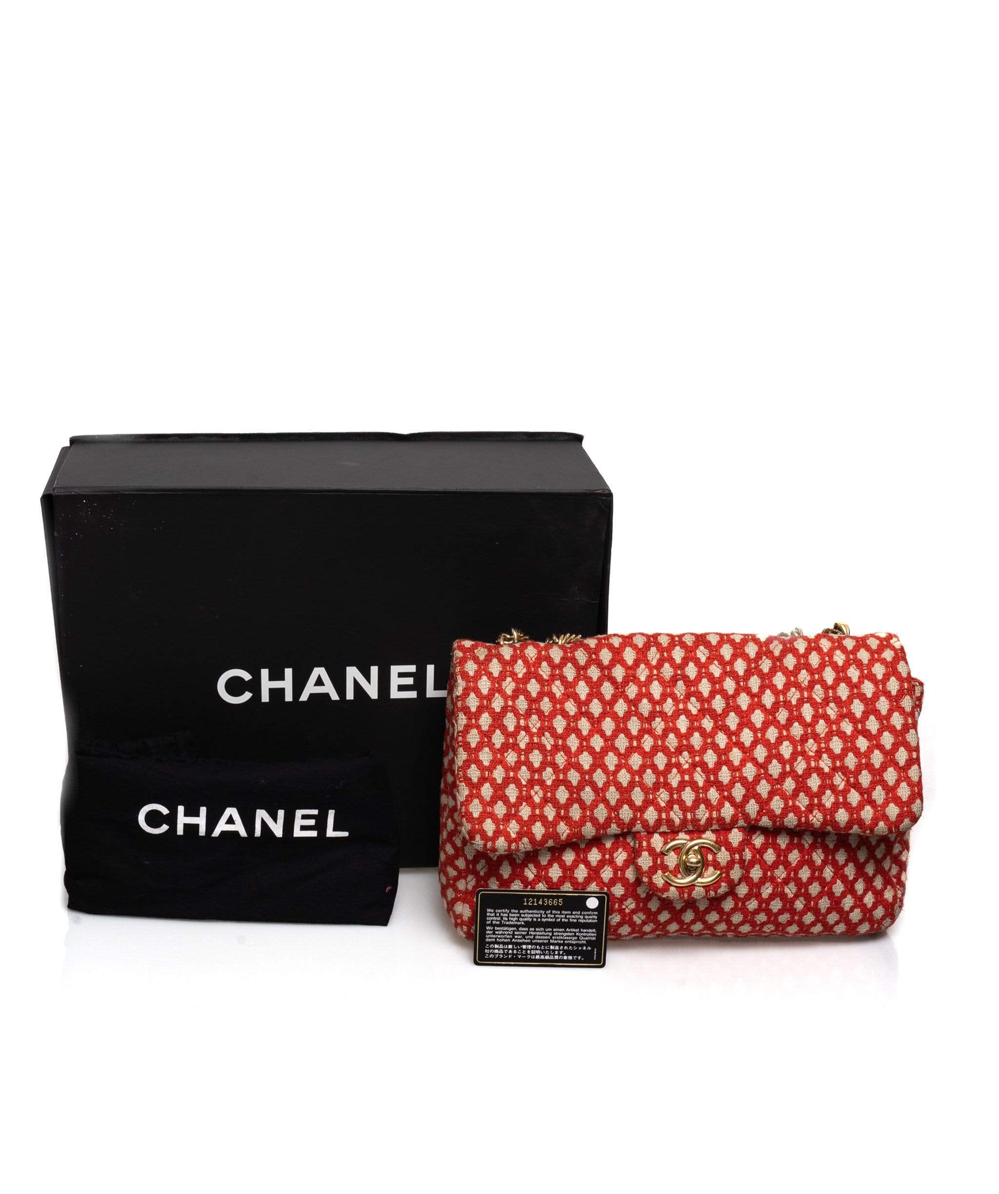 Chanel Chanel Red Tweed Classic Flap Bag GHW - AGL1314