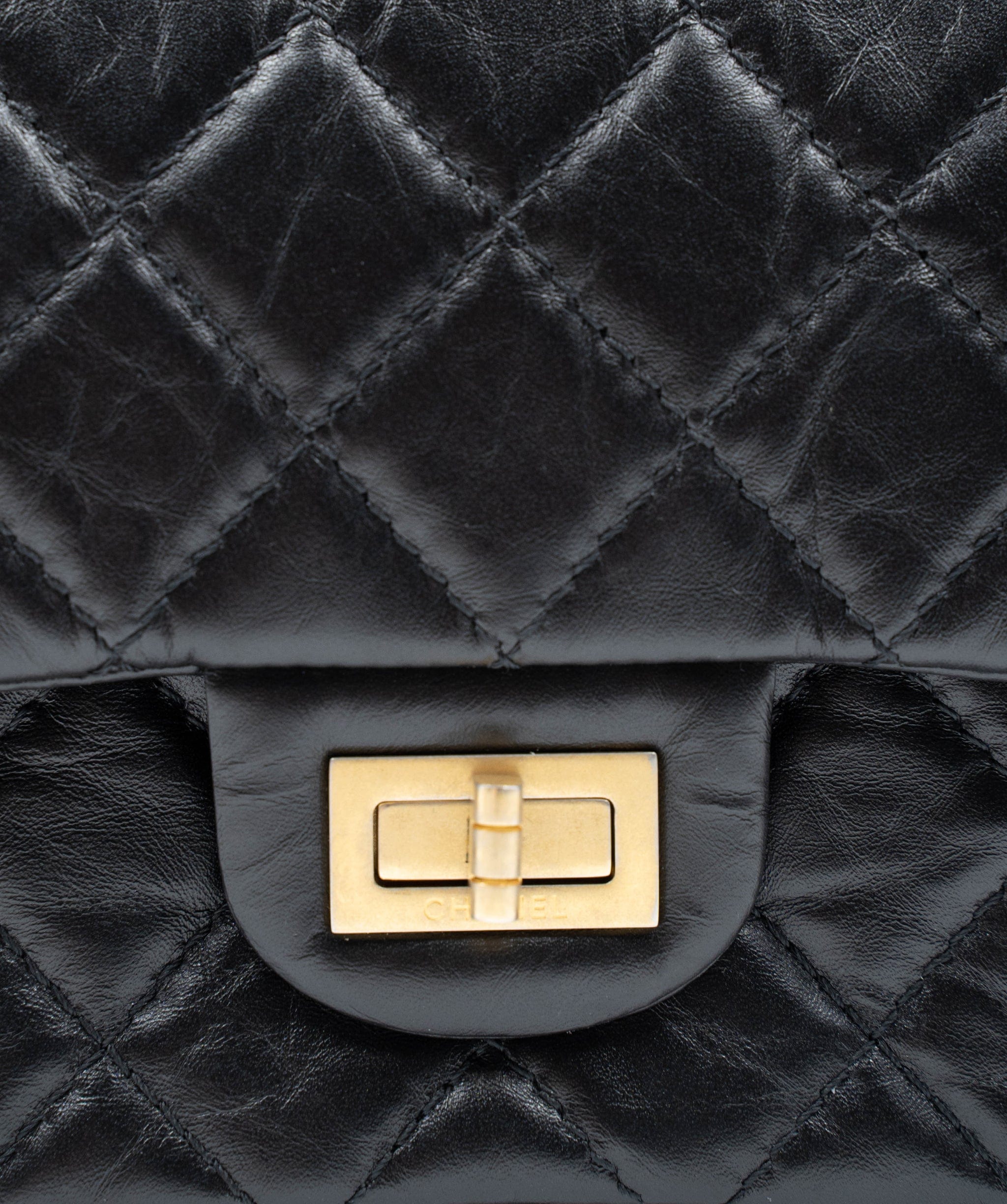 Chanel Chanel Reissue Double Flap Medium ADL2026