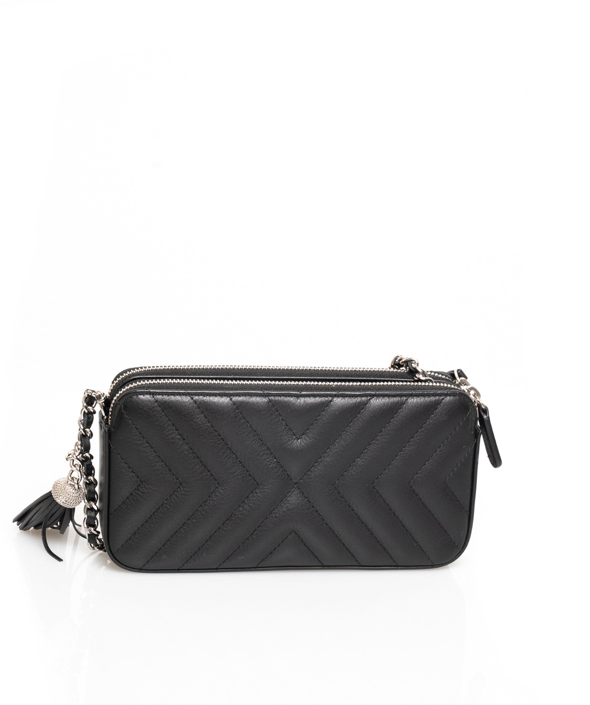 Chanel Chanel Reversed Chevron Trio Wallet on Chain - ADL1447