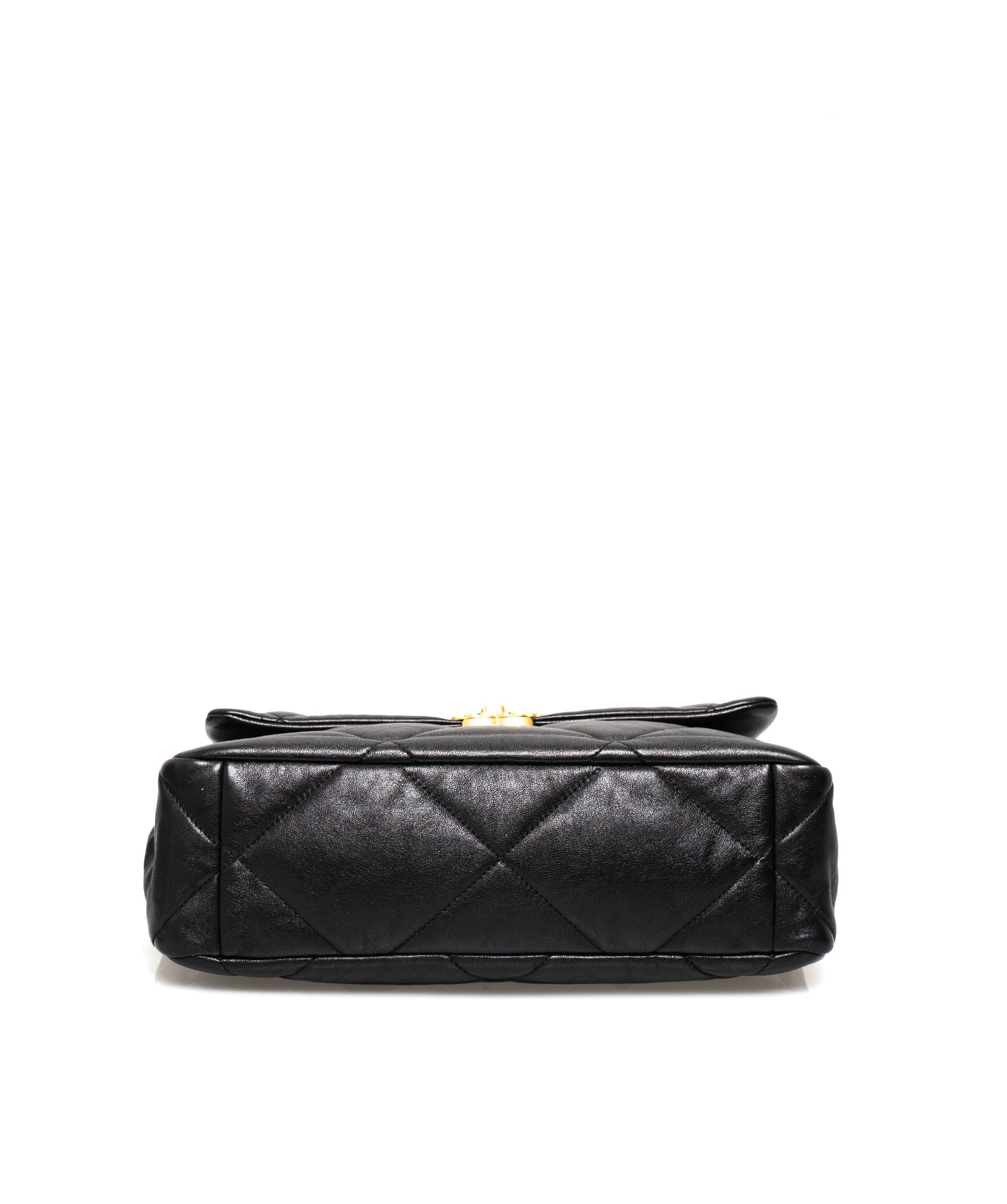 Chanel Chanel S19 Bag Black Large - AWL1819