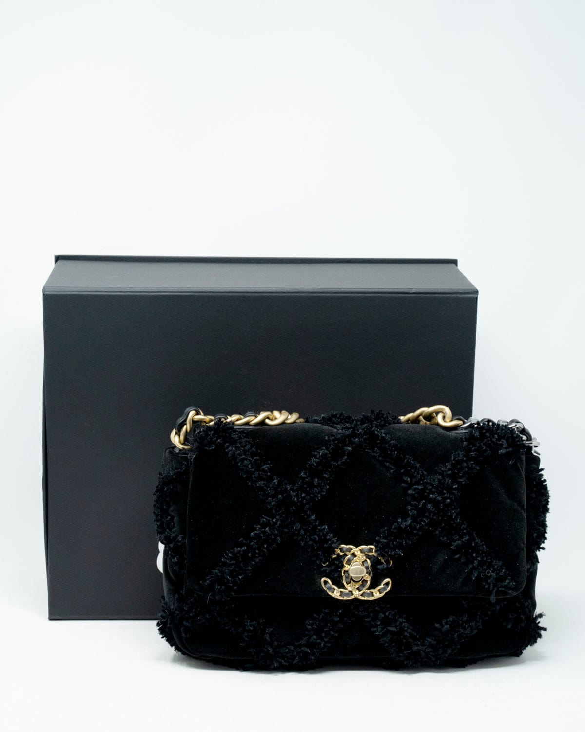 Chanel Chanel s19 Velvet Bag ADL2063