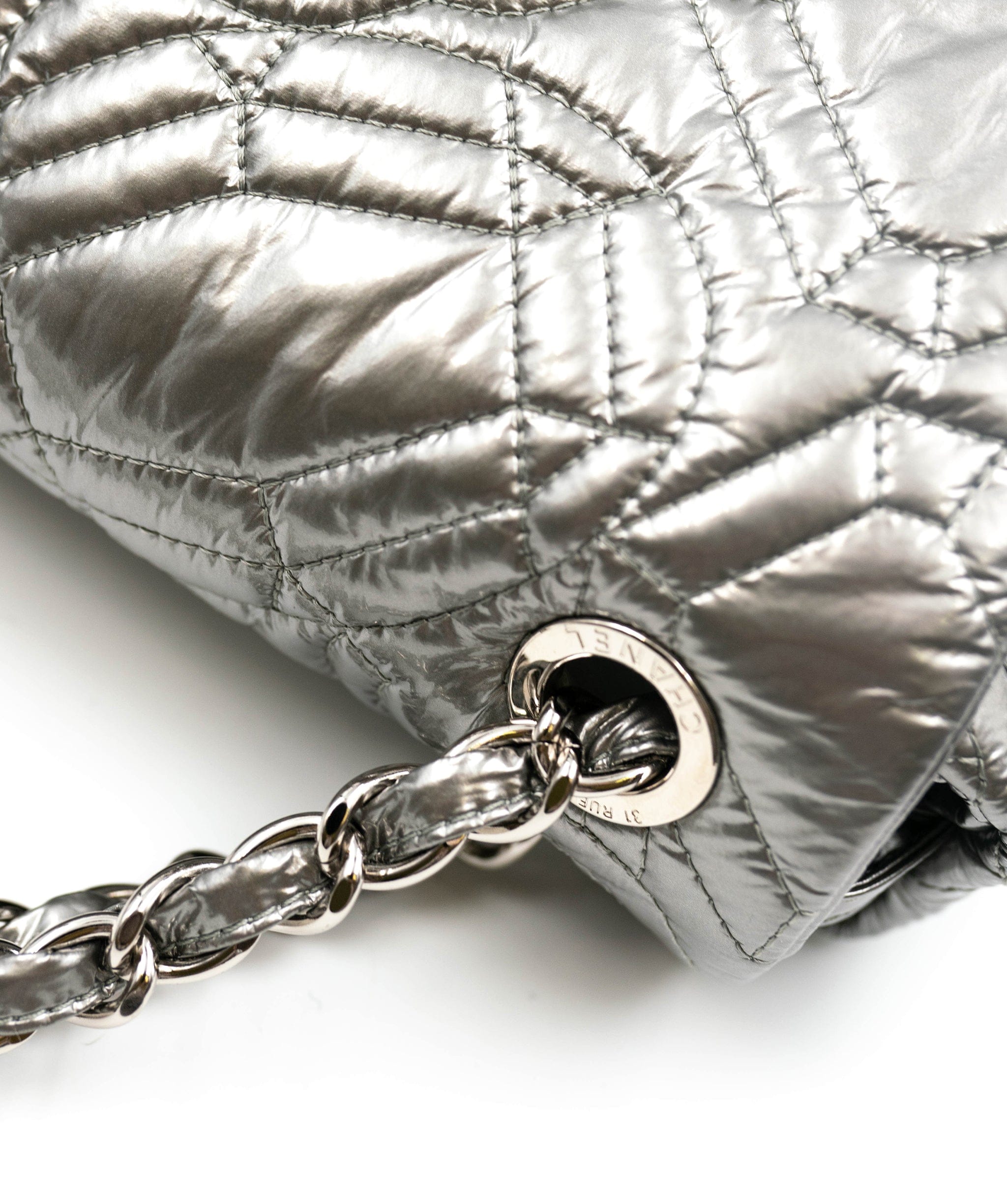 Chanel Chanel silver metallic SHW soft maxi bag, serial 12213496 - AEC1030