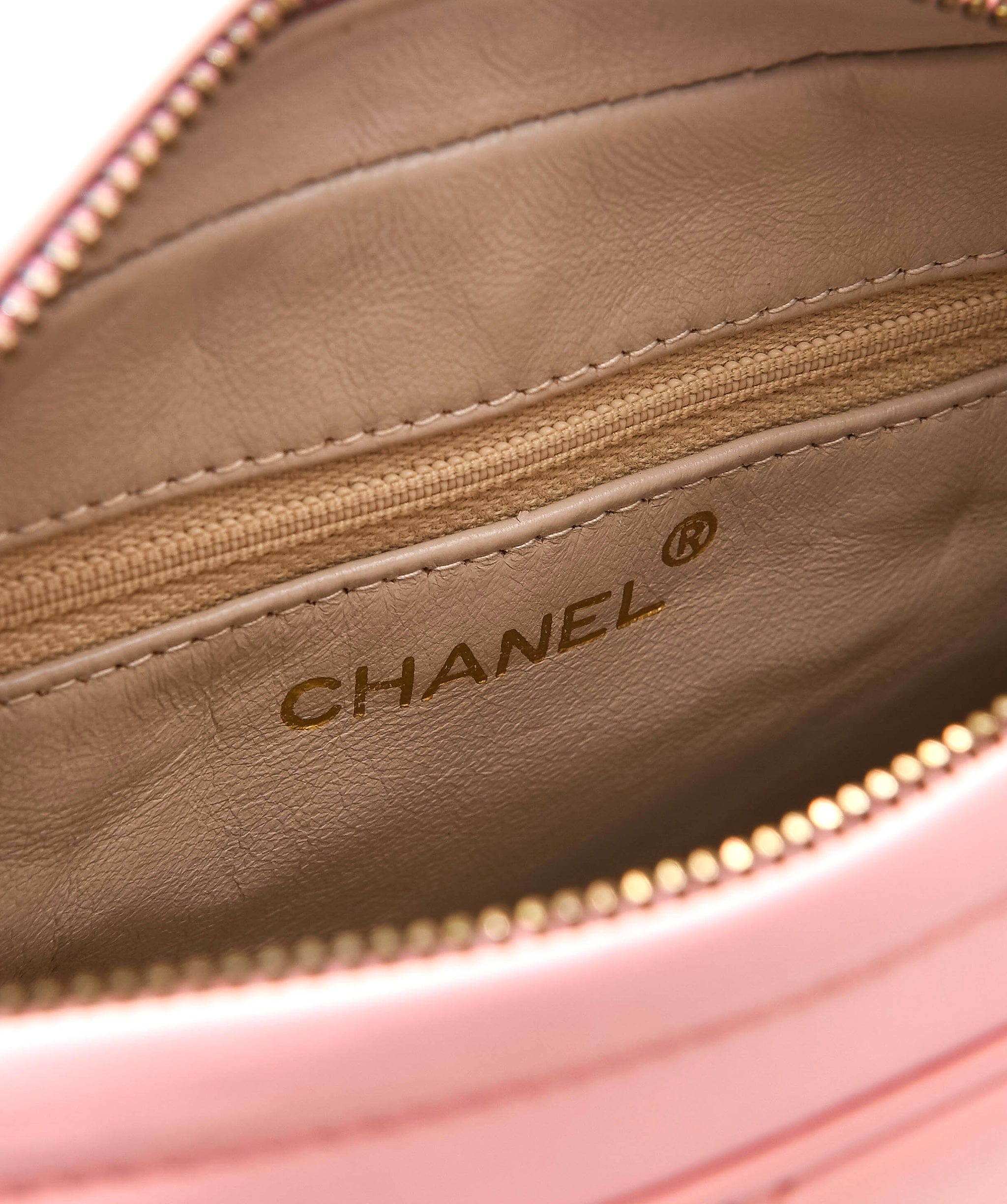 Chanel Chanel Small Pink Lambskin Camera bag - AWL2773