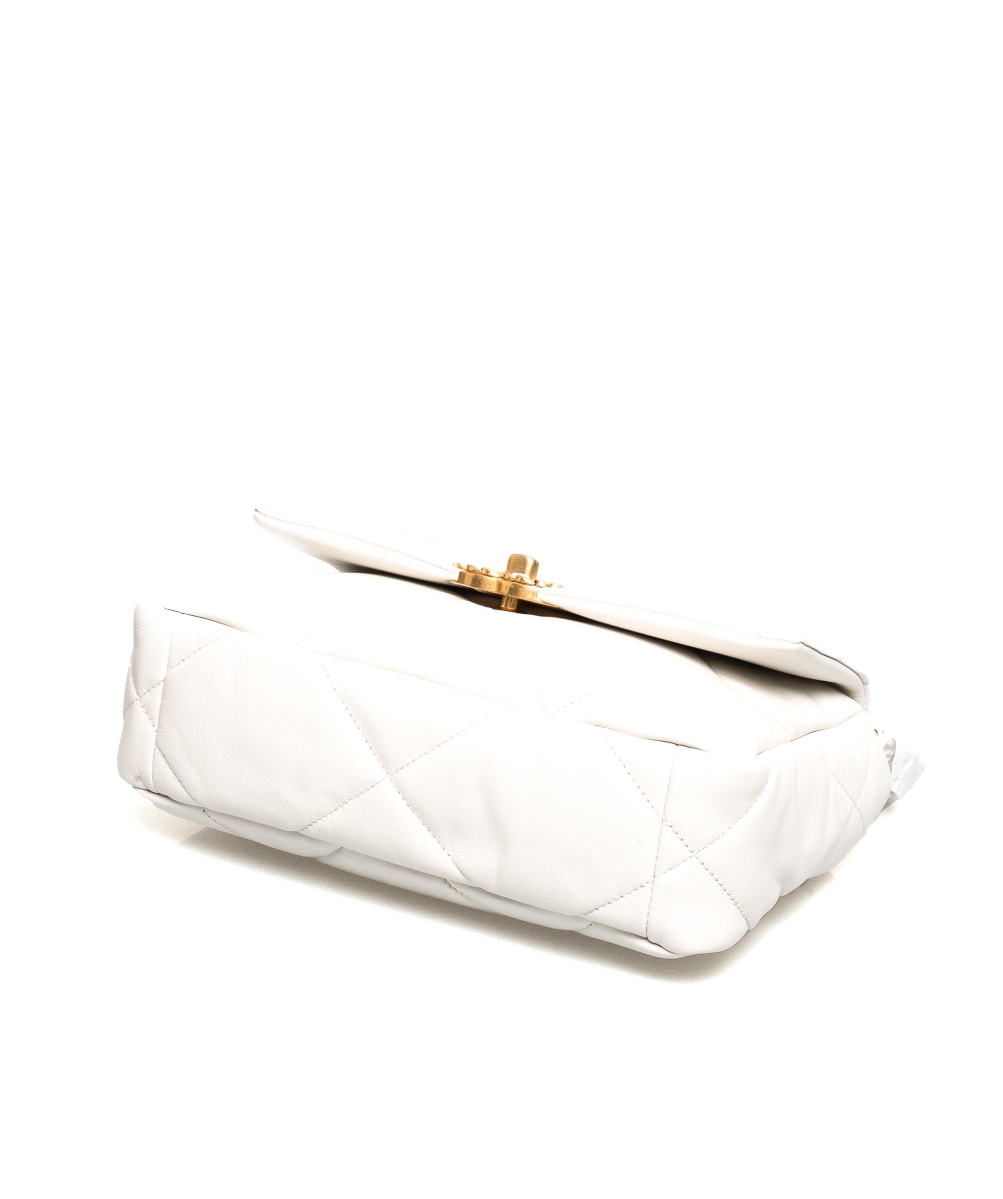 Chanel Chanel Small White Leather 19 Bag - AGL1368