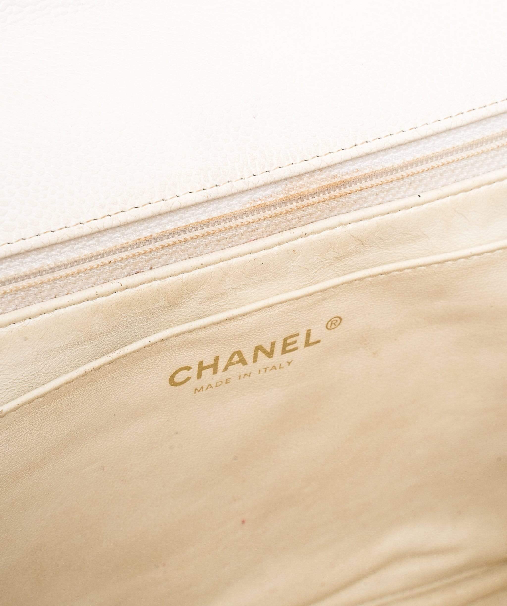 Chanel Chanel White Caviar Jumbo Bag GHW  - AGL1374