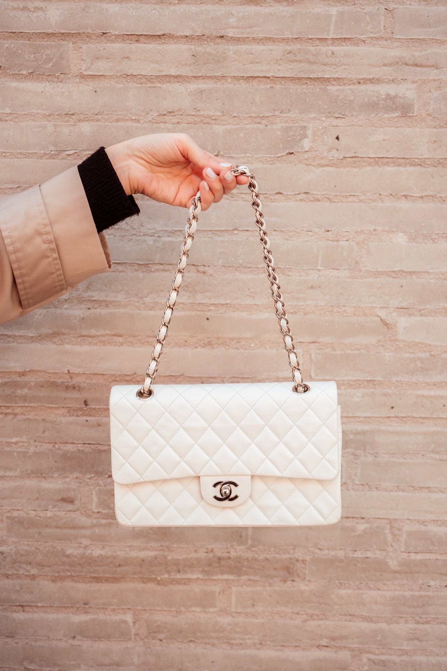 Chanel Chanel White Medium Classic Flap 10" with SHW - AWL2556