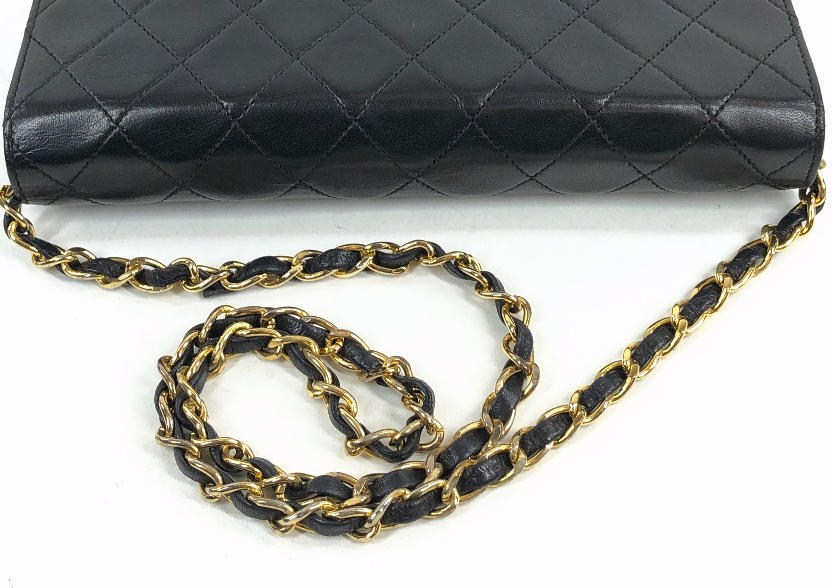 Chanel Lamb Push Lock Mato Shoulder PXL1524