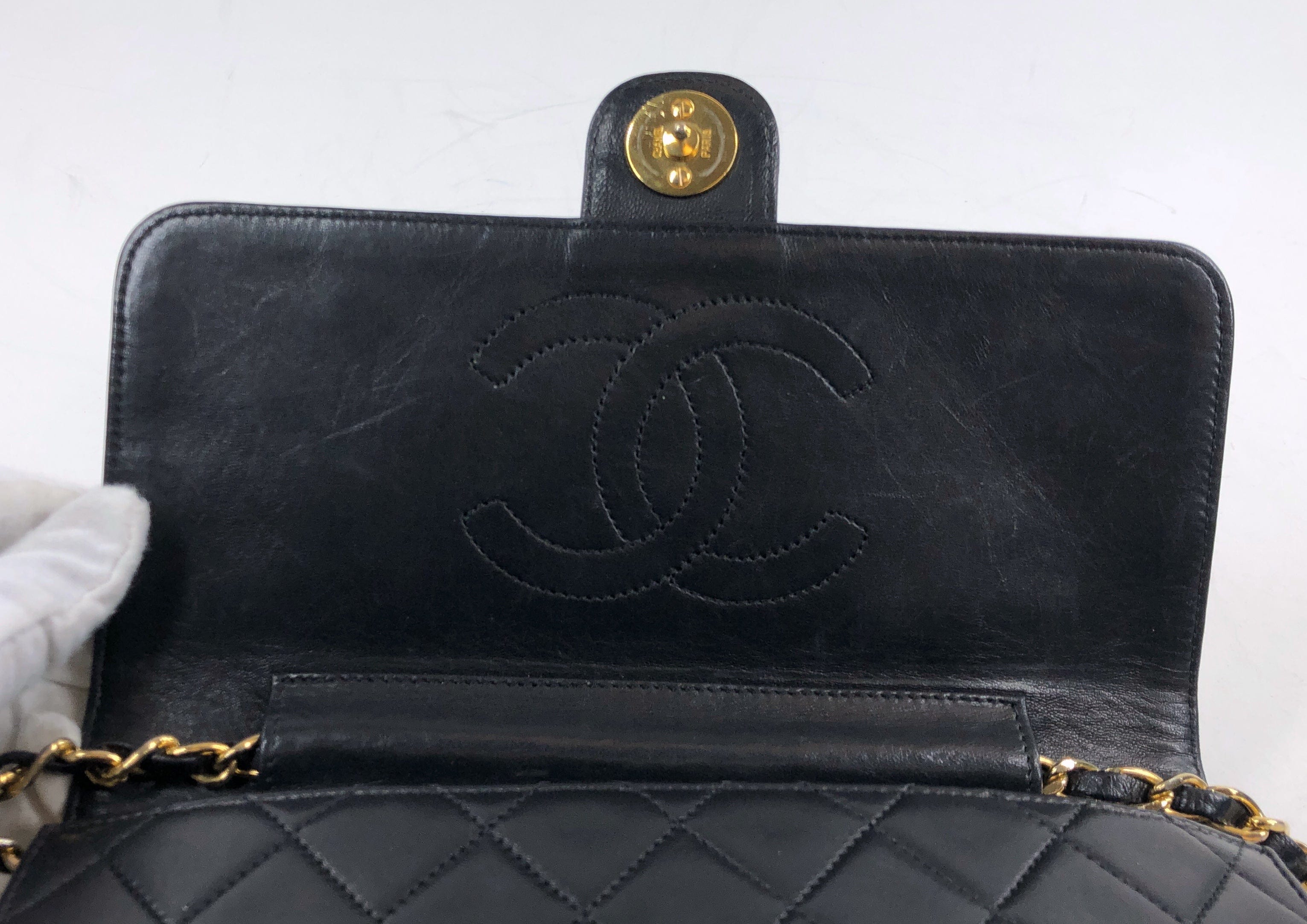 Chanel Lamb Push Lock Mato Shoulder PXL1524