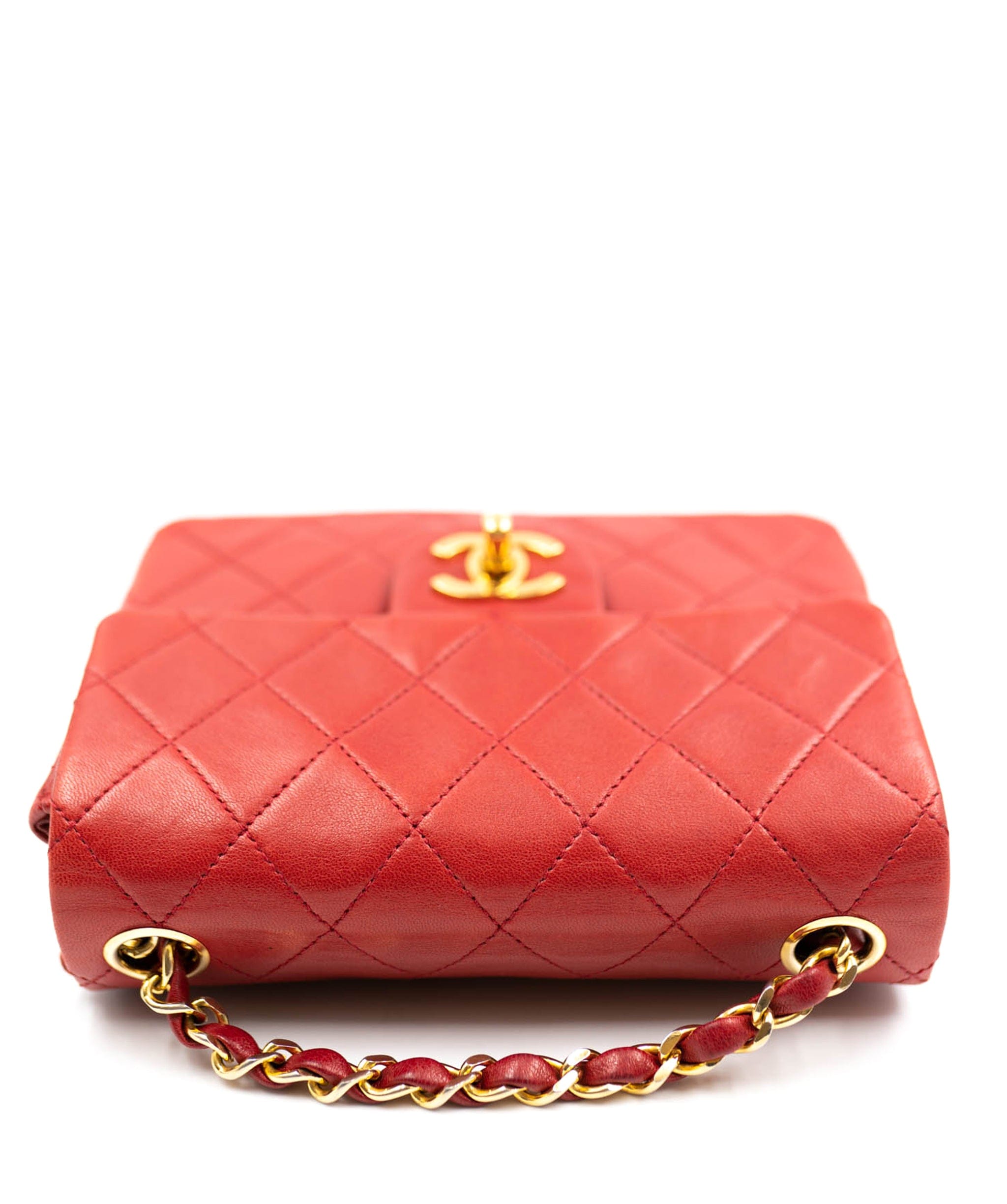 Chanel Rare Chanel red mini square flap UKL1007