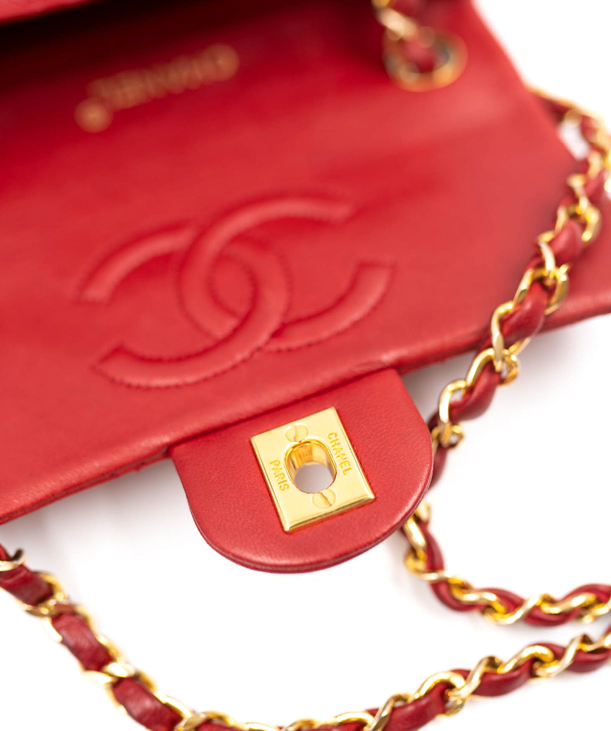 Chanel Rare Chanel red mini square flap UKL1007