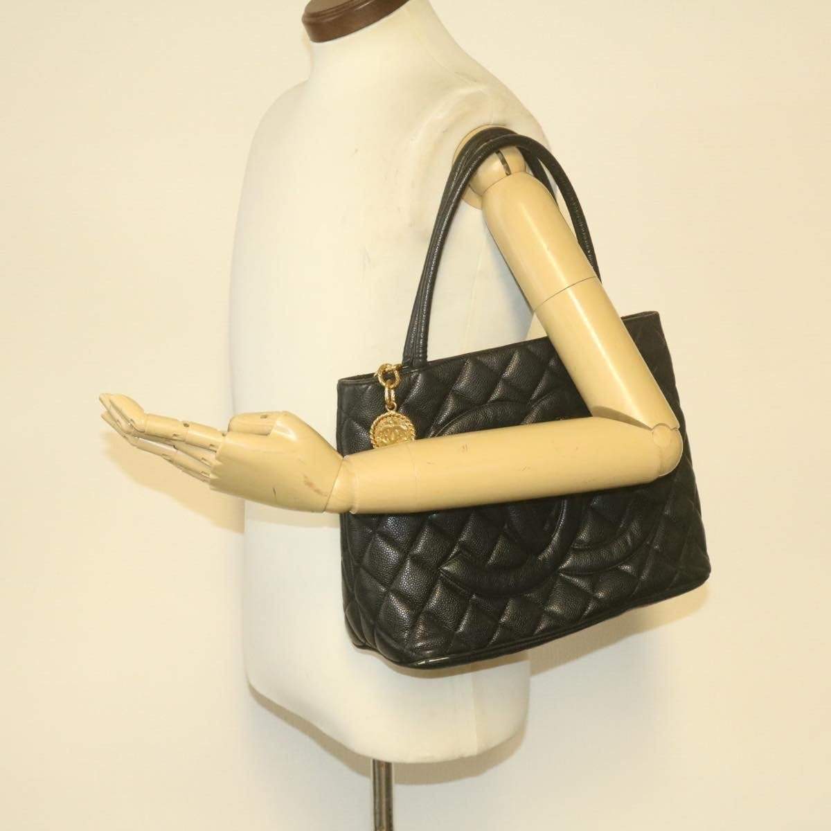 Chanel ****REPAIR****CHANEL Caviar Skin Matelasse Tote Bag Leather Black CC Auth gt906 - AWL1096