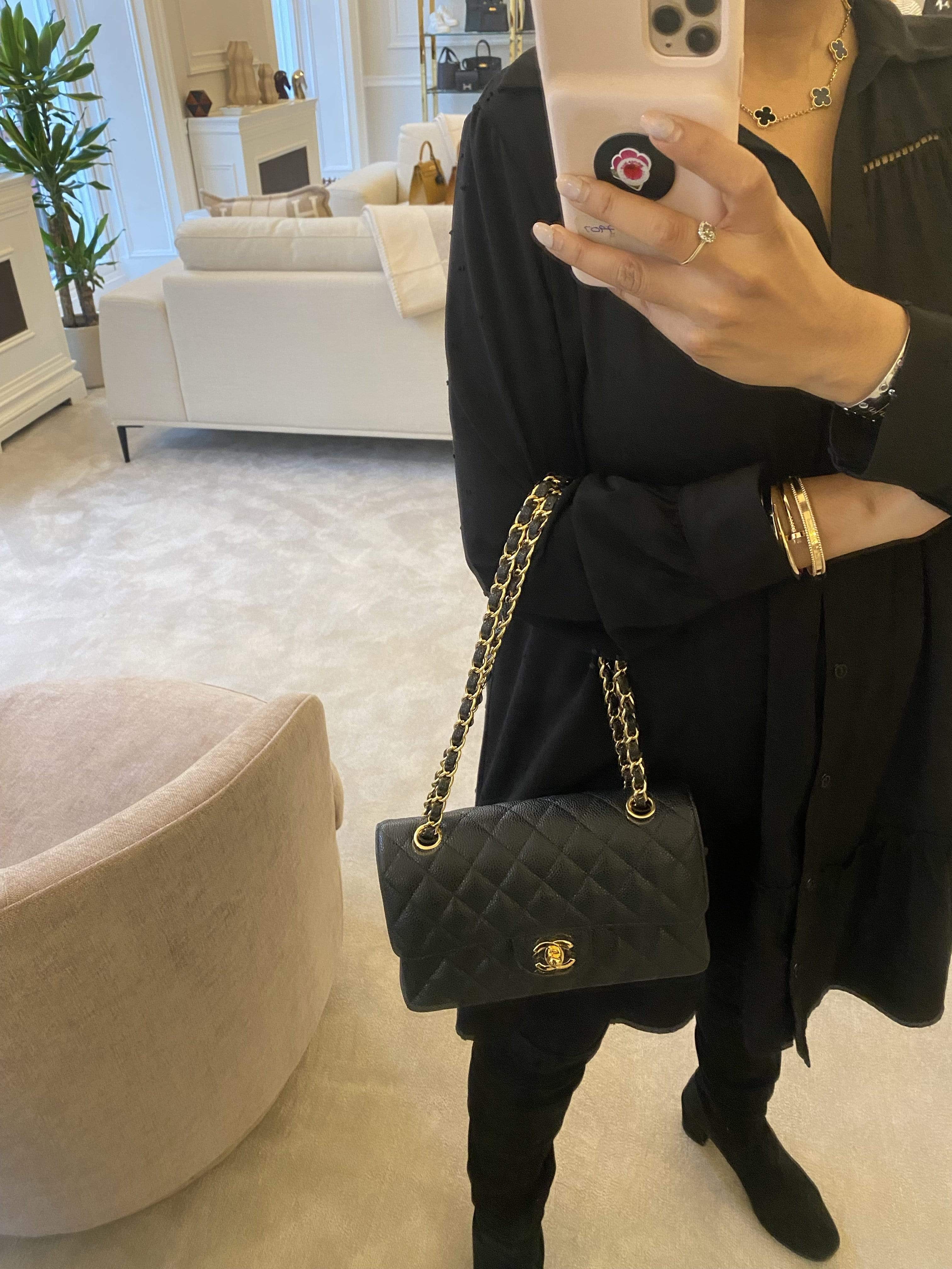 Chanel Chanel caviar flap small gold hardware