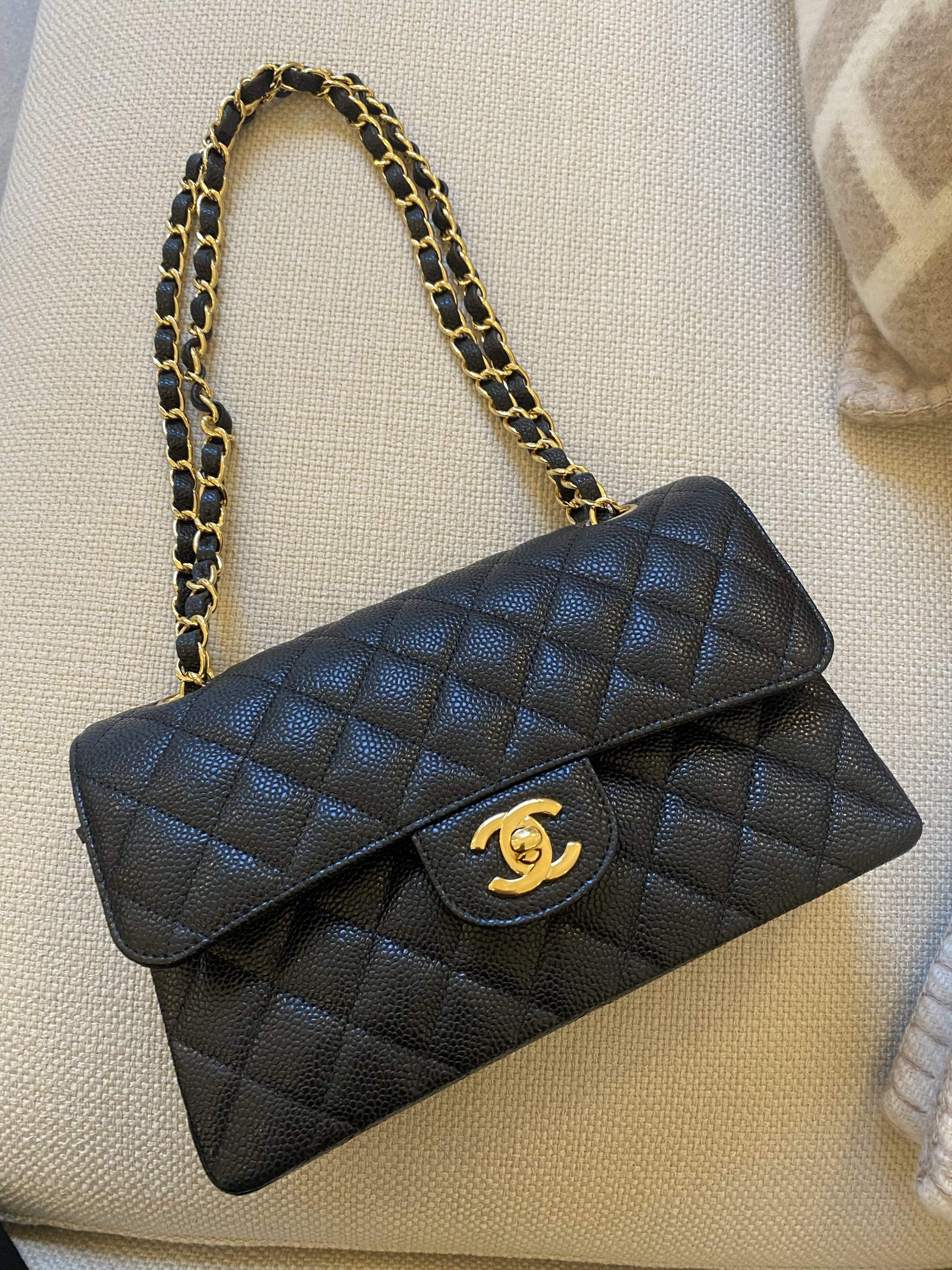 Chanel Chanel caviar flap small gold hardware