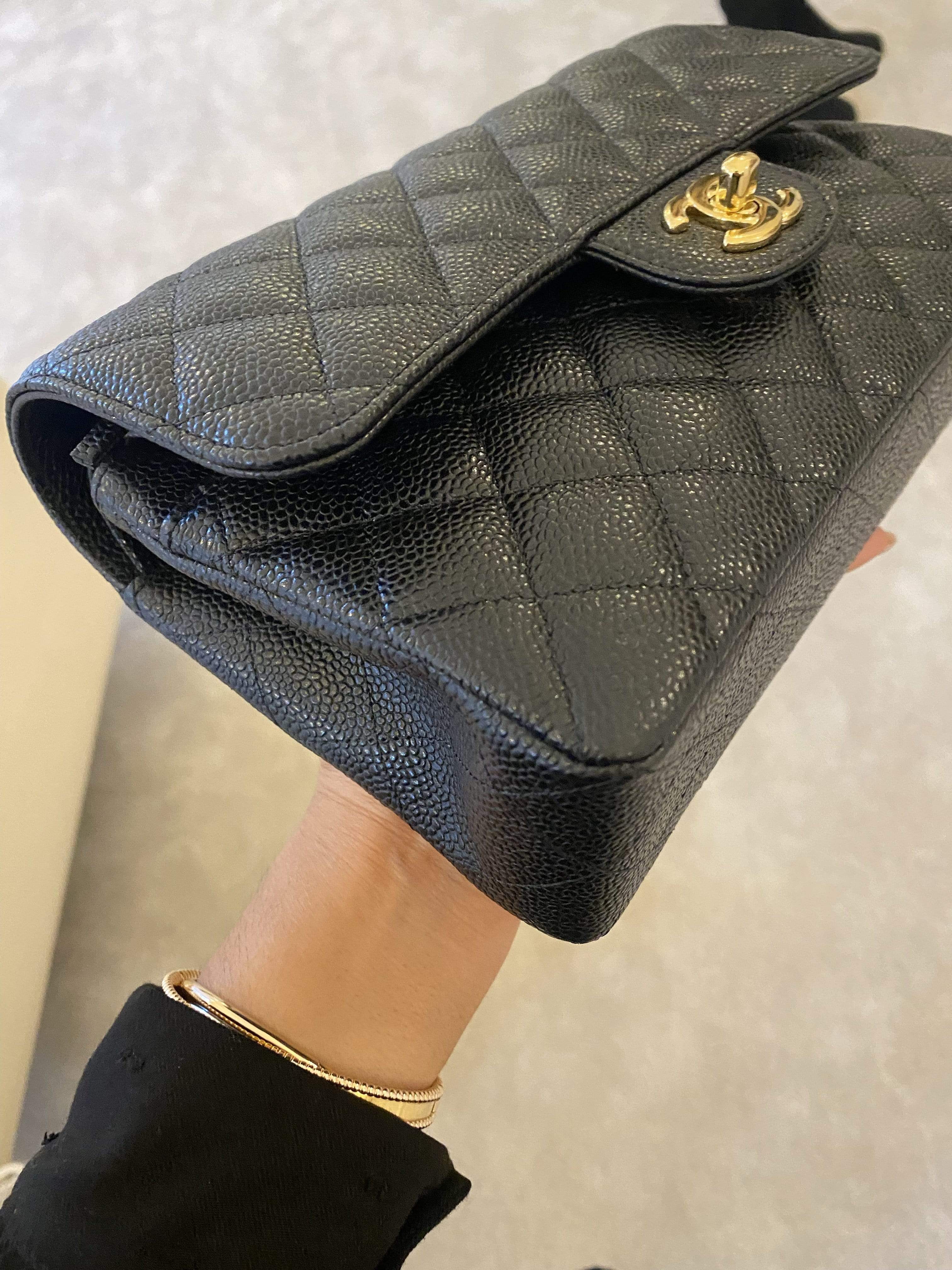 Chanel Chanel caviar flap small gold hardware