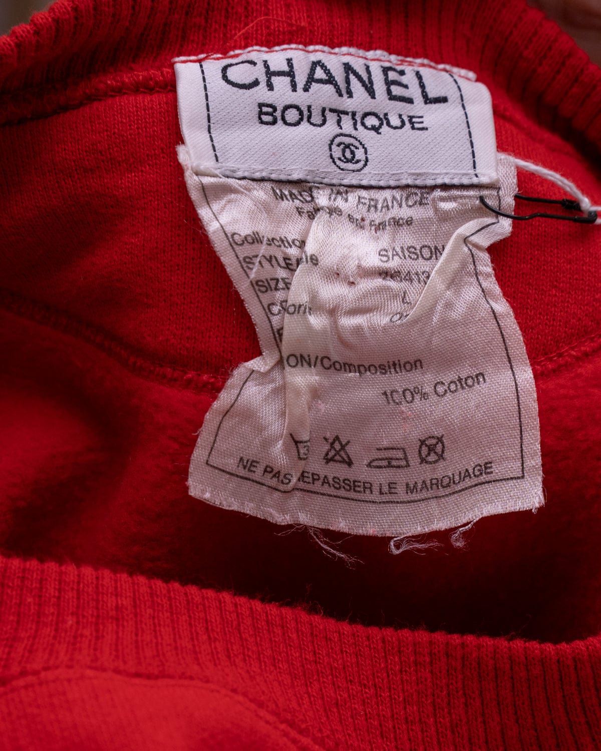 Chanel Chanel 95p Red Logo Sweatshirt RJL1329