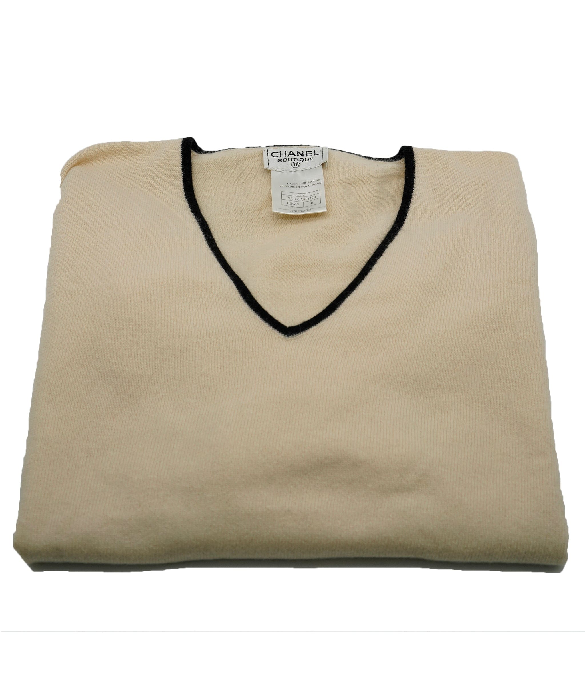 Chanel Chanel 97A V-neck Sweater Cream ASL5413