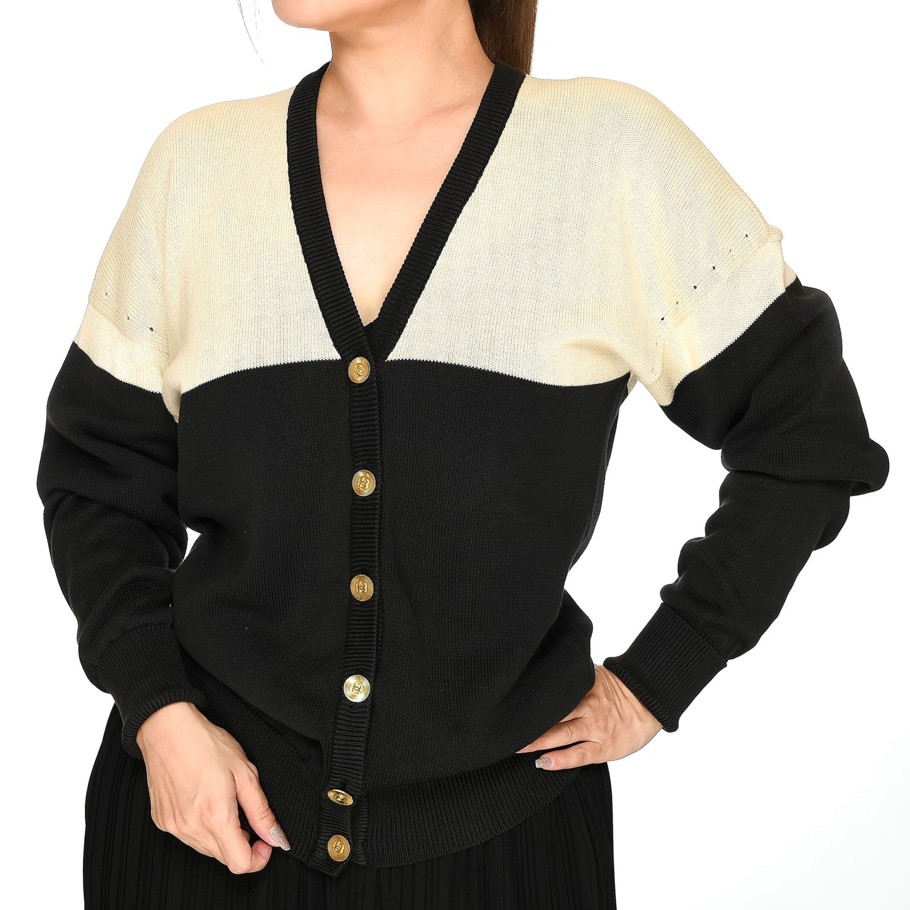 Chanel Chanel beige black cardigan - AWL3318